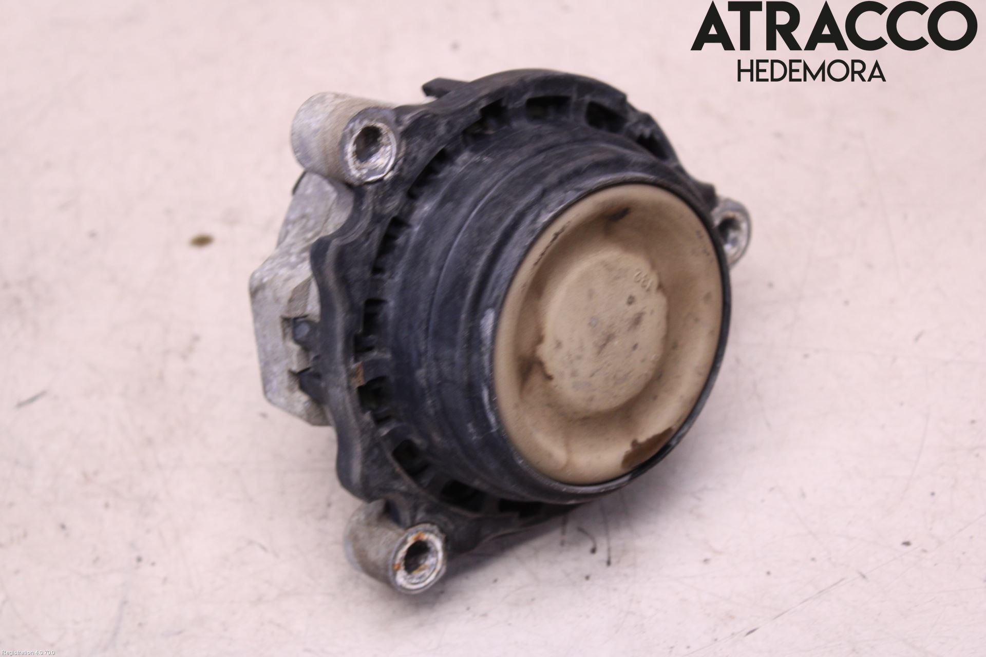 BMW 3 F30/F31/F80 12-19 Motor Feste Gummi