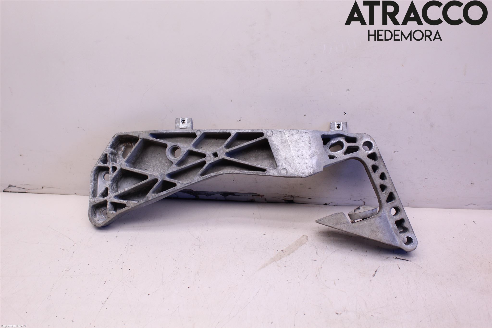 BMW 3 E90/91 SED/TOU 05-12 Gearkasse Bjelke - Travers