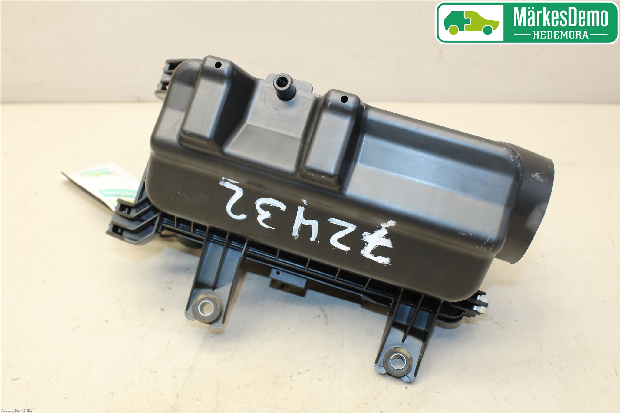 Toyota YARIS XP130 15-20 Luftfilter Boks