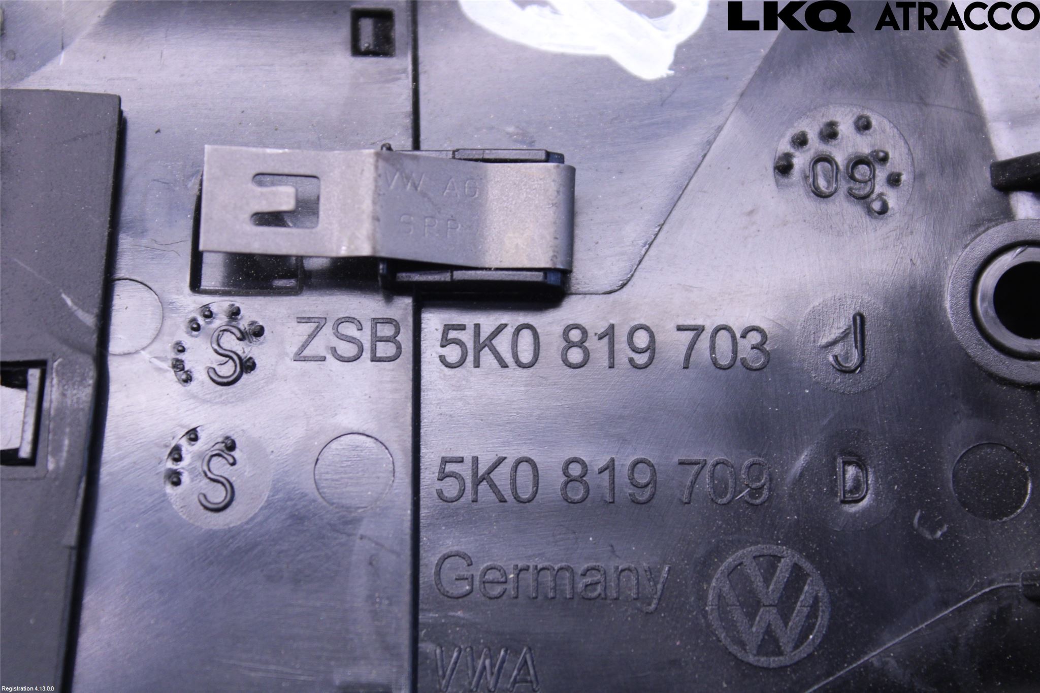 Volkswagen VW GOLF VI 09-13 Dashbord Kanal - Dyse