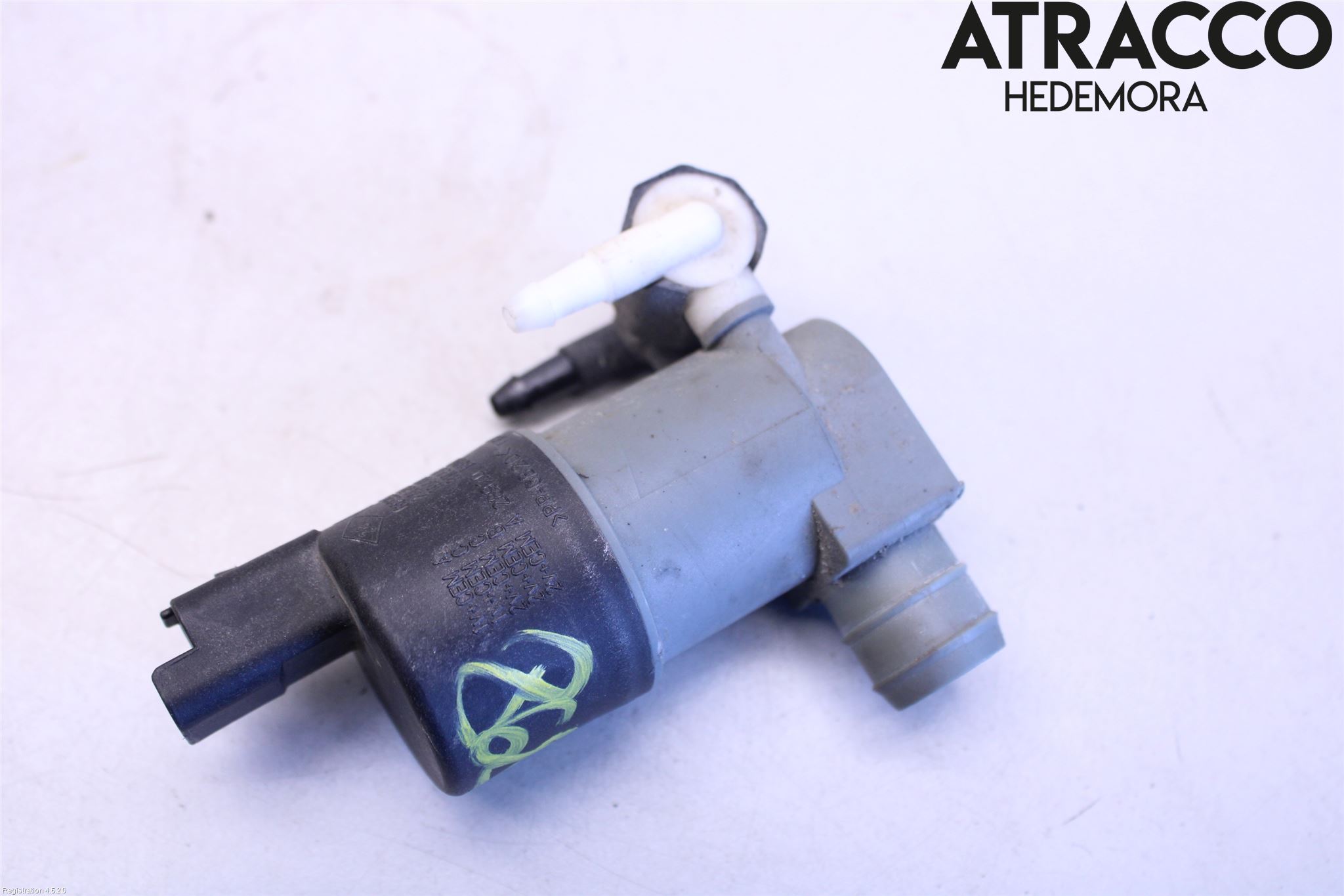 Nissan QASHQAI+2  10-14 Spylerpumpe Frontrute