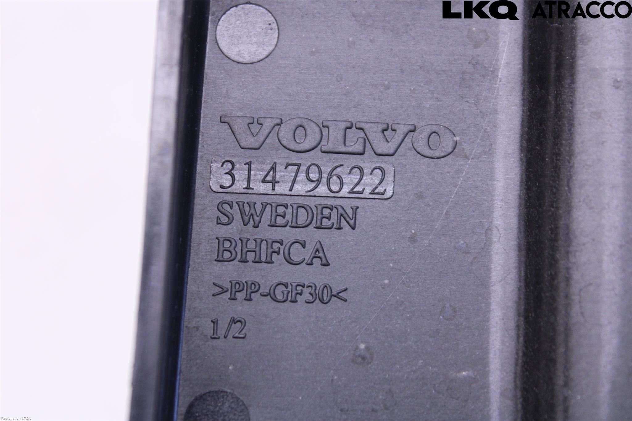 Volvo V90 17->> Batterikasse - Feste - Holder