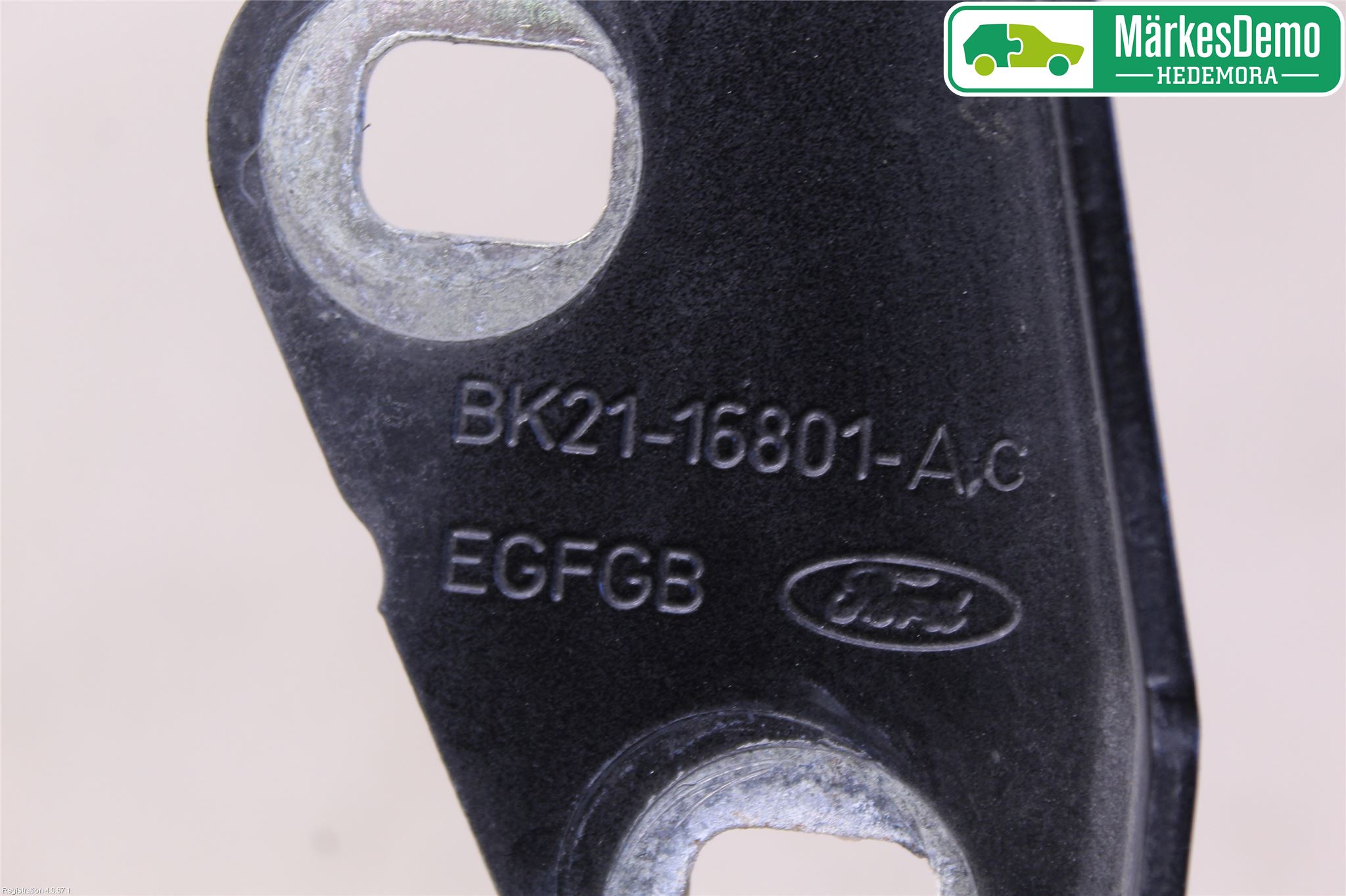 Ford TRANSIT SKÅP/BUSS 14-22 Panser Hengsel - Hengsler