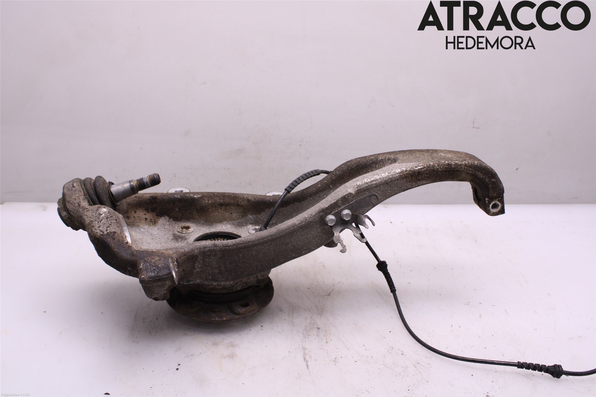 BMW 5 F10/F11/F18 09-17 Spindel Vf