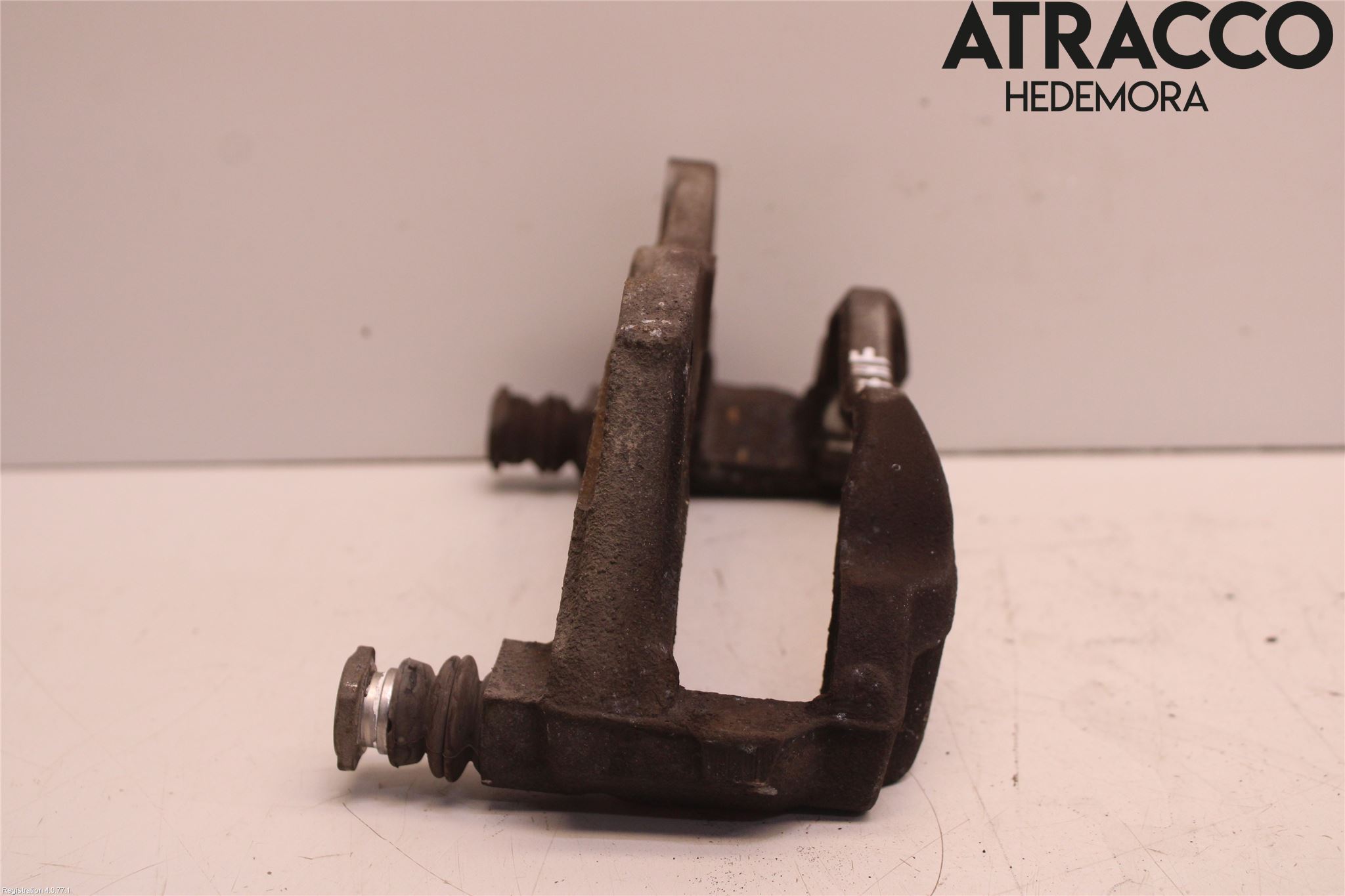 Toyota AVENSIS 16-18 Bremsecaliper Feste Holder