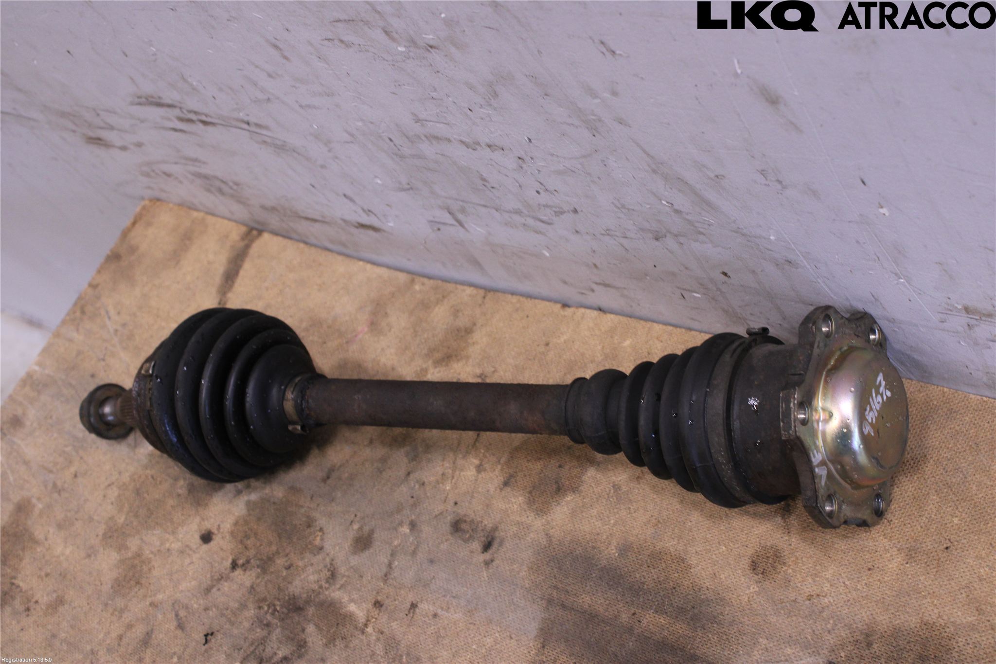 Audi A3/S3     96-03 Drivaksel Foran Kompl Venstre