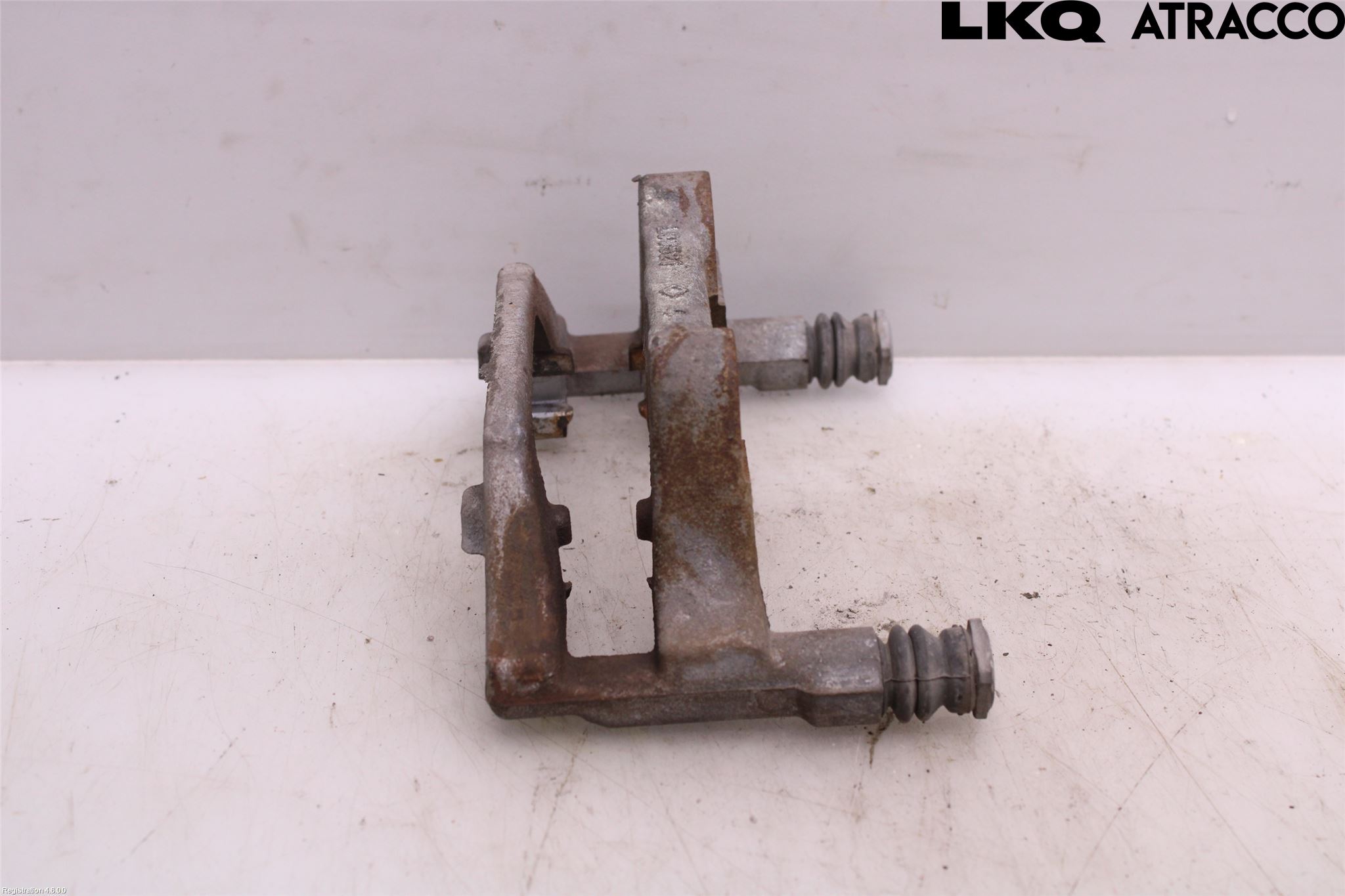 Toyota YARIS CROSS XP21 21- Bremsecaliper Feste Holder