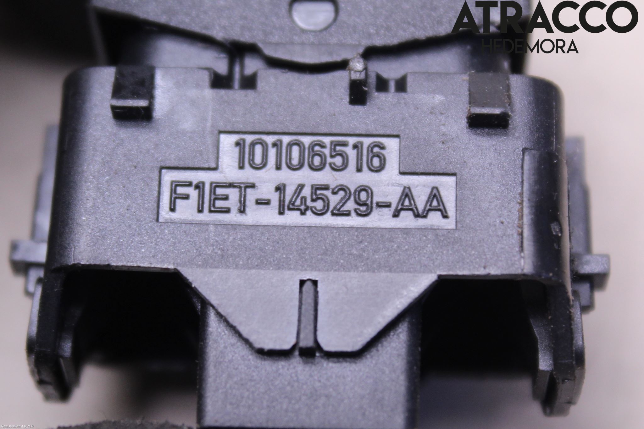 Ford KUGA 13-16 Bryter Vindusheis