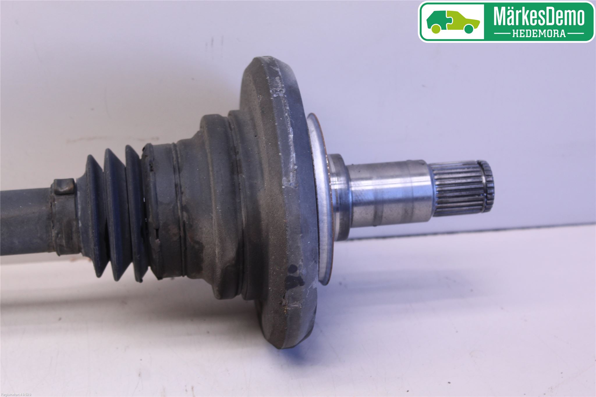 Mercedes-Benz MB C-KLASS (W205) 14-21 Drivaksel Bak Kompl Venstre