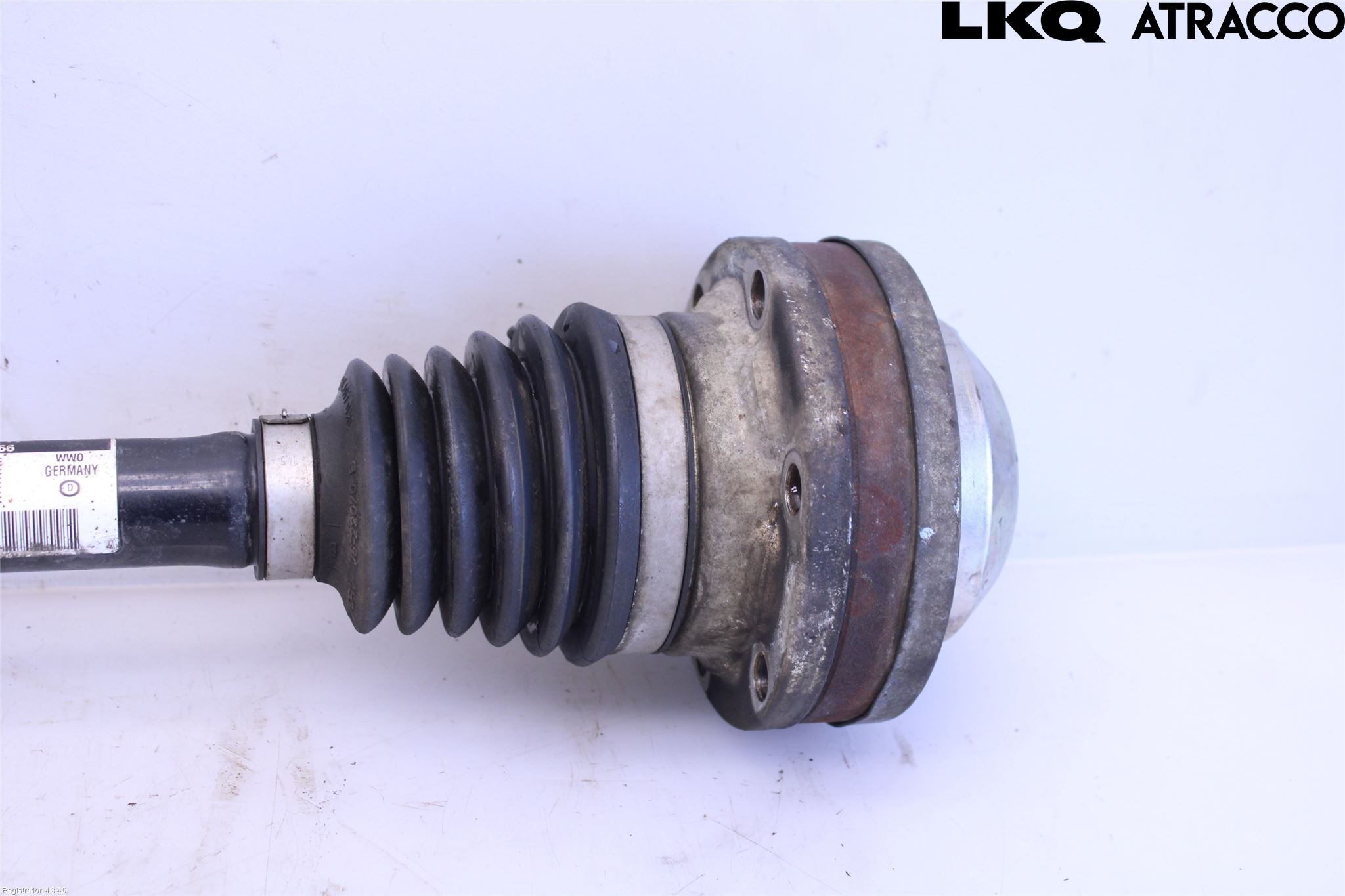 Volkswagen VW PASSAT 11-14 Drivaksel Foran Kompl Venstre