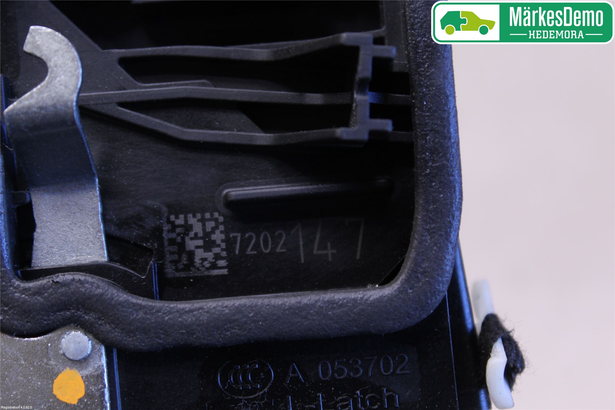 BMW 3 F30/F31/F80 12-19 Dørlås - Låsekasse