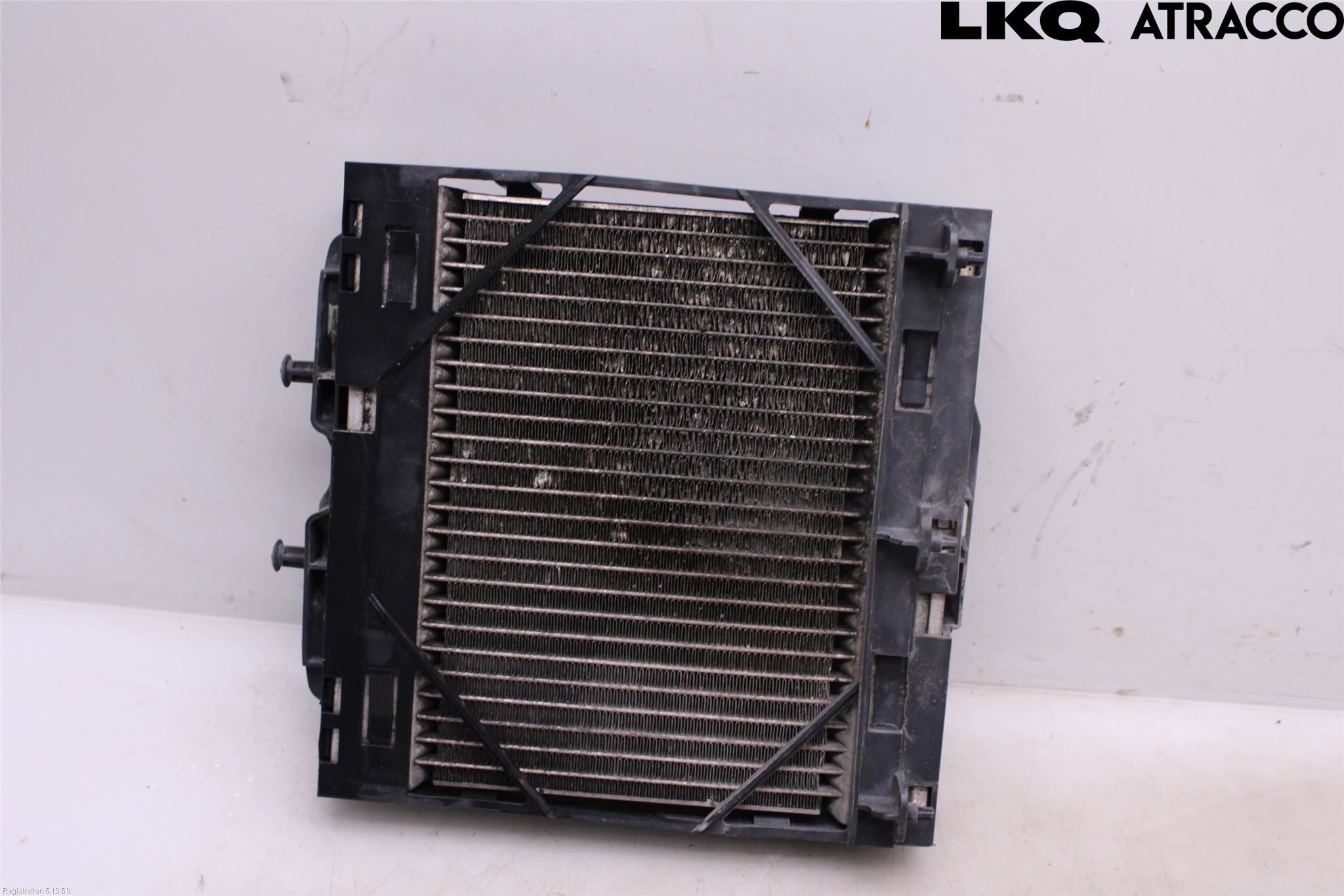 BMW 7 F01/02/03/04 09-15 Radiator Automat