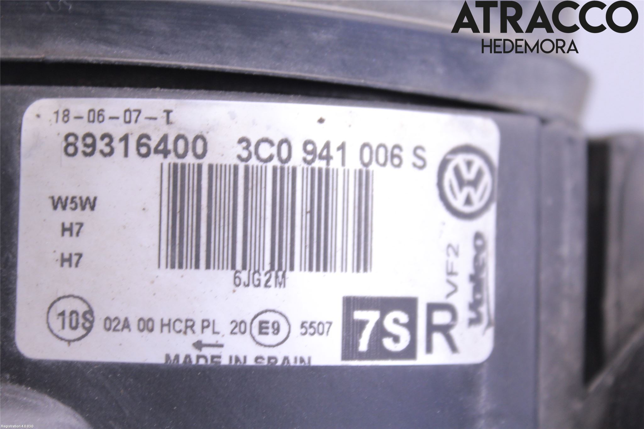 Volkswagen VW PASSAT 05-11 Frontlykt Høyre