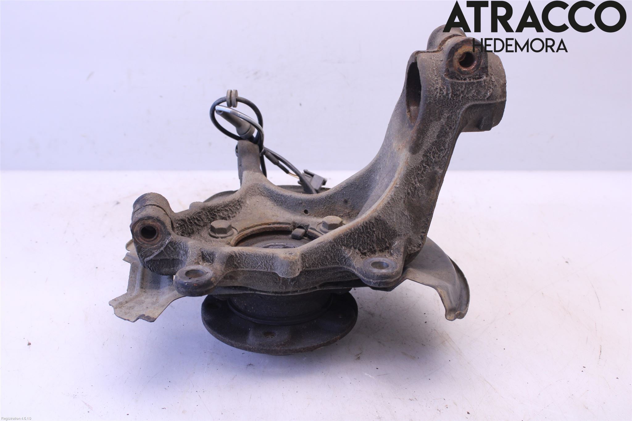 Nissan QASHQAI 14-17 Spindel Vf