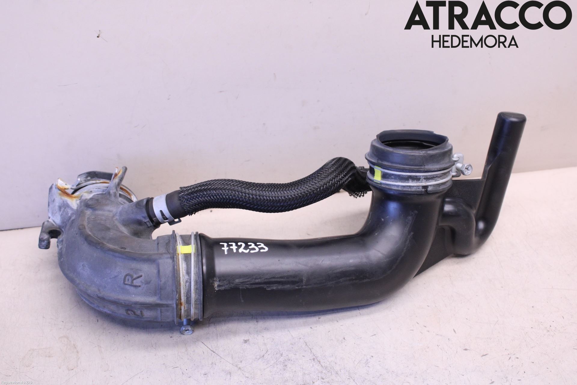 Toyota YARIS XP130 15-20 Inns Gummibelg - Slange