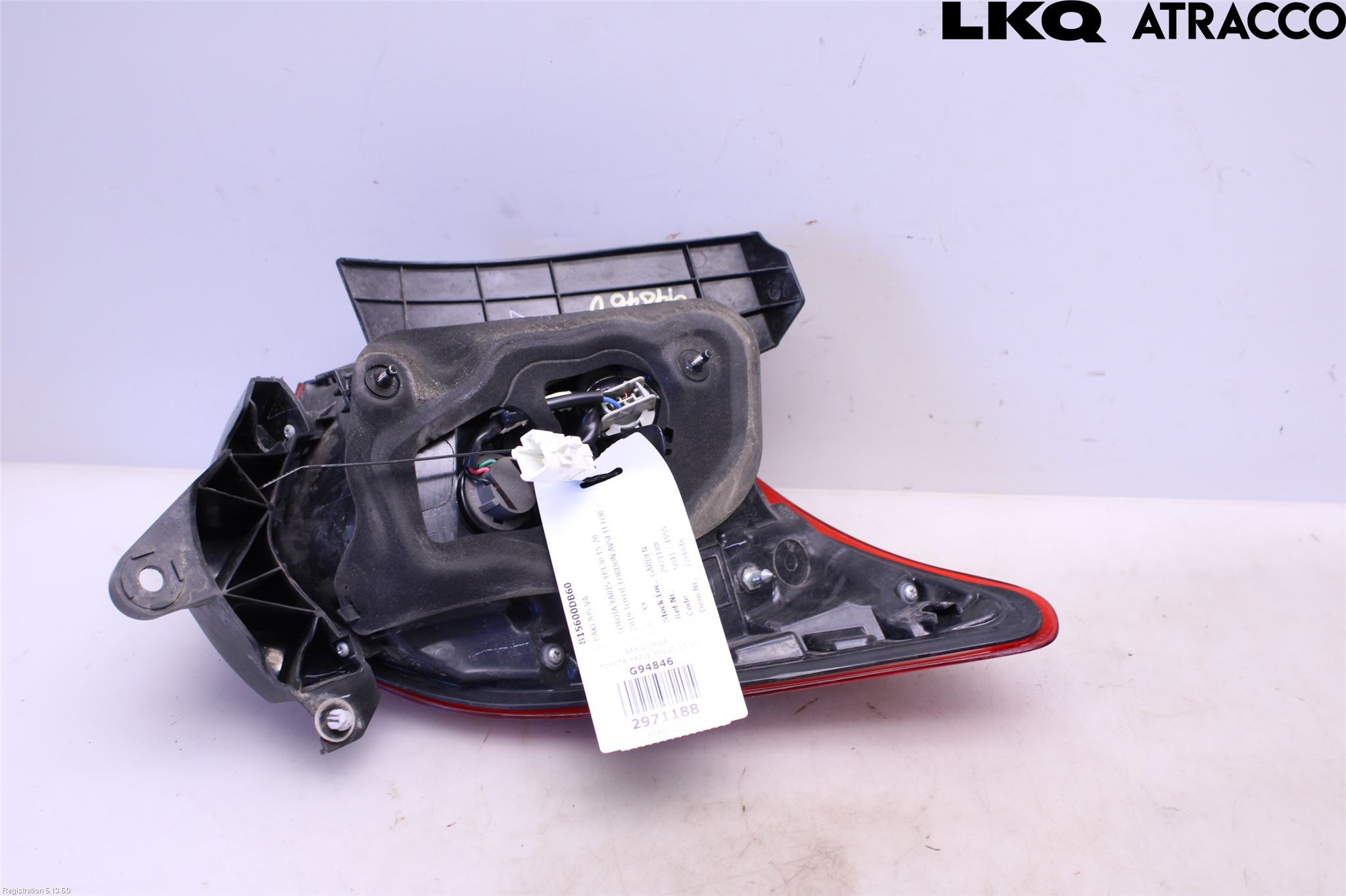Toyota YARIS XP130 15-20 Baklykt Venstre