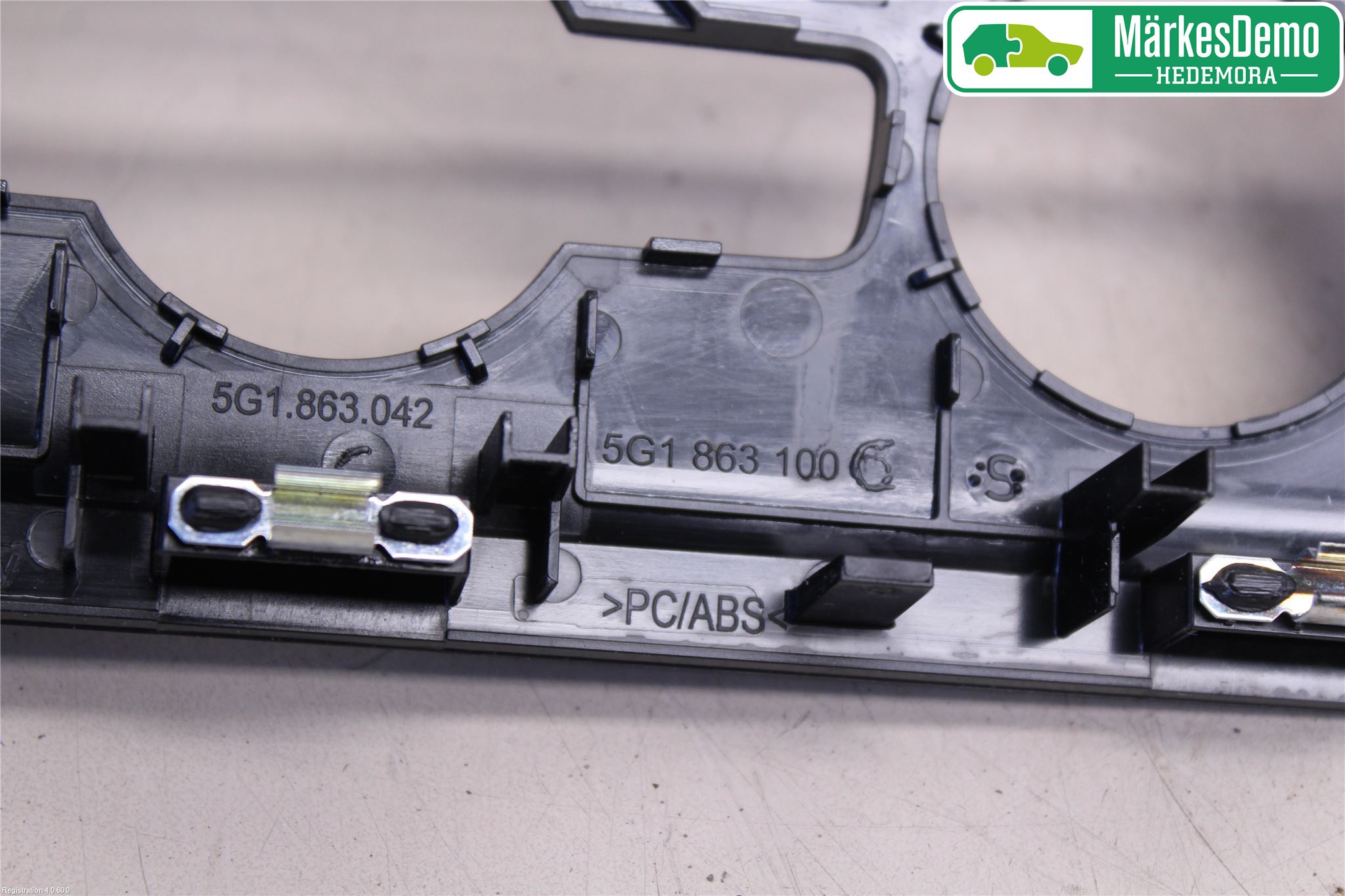 Volkswagen VW GOLF / E-GOLF VII 13-20 Instrument Ramme