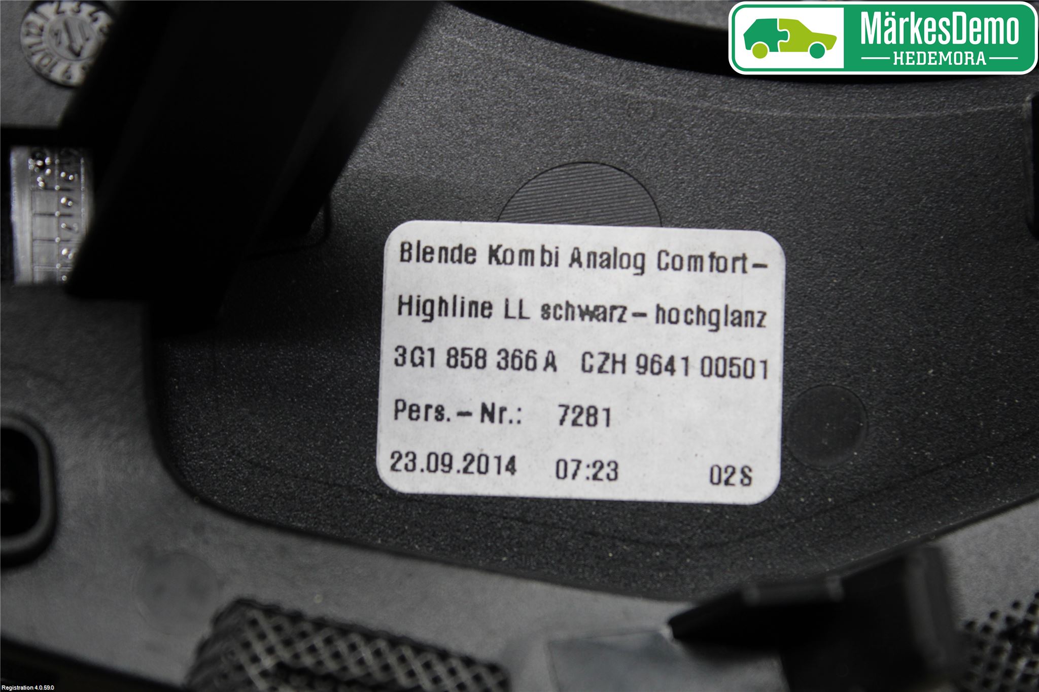 Volkswagen VW PASSAT 15-19 Instrument Ramme