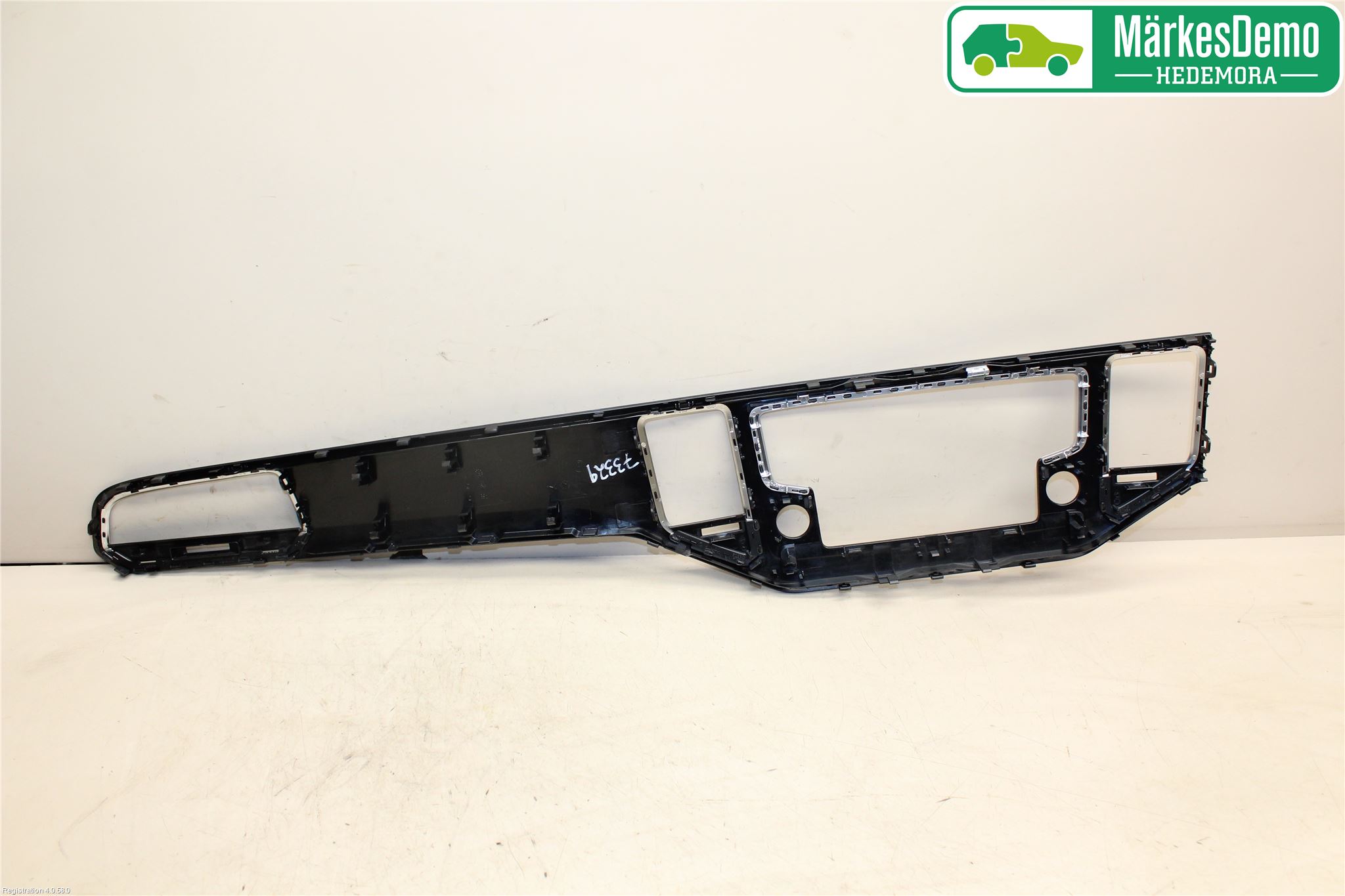 Volkswagen VW GOLF SPORTSVAN 15-20 Innr Radio Ramme