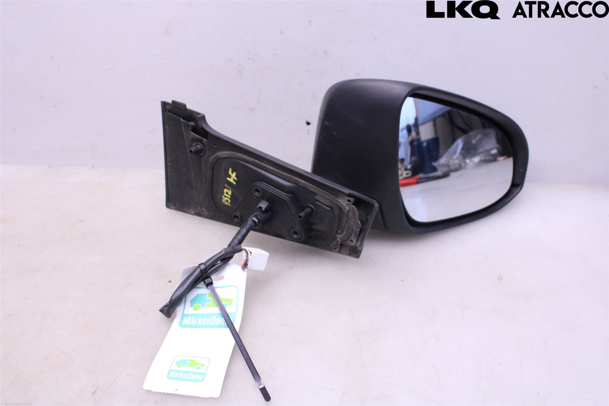 Toyota YARIS XP130 12-14 Speil H M-El Justering