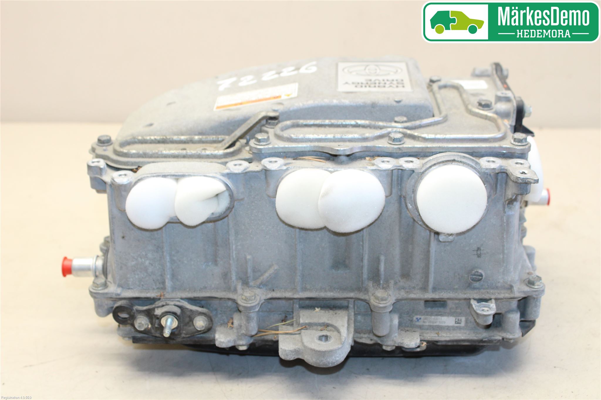 Toyota YARIS XP130 12-14 Hybridconverter