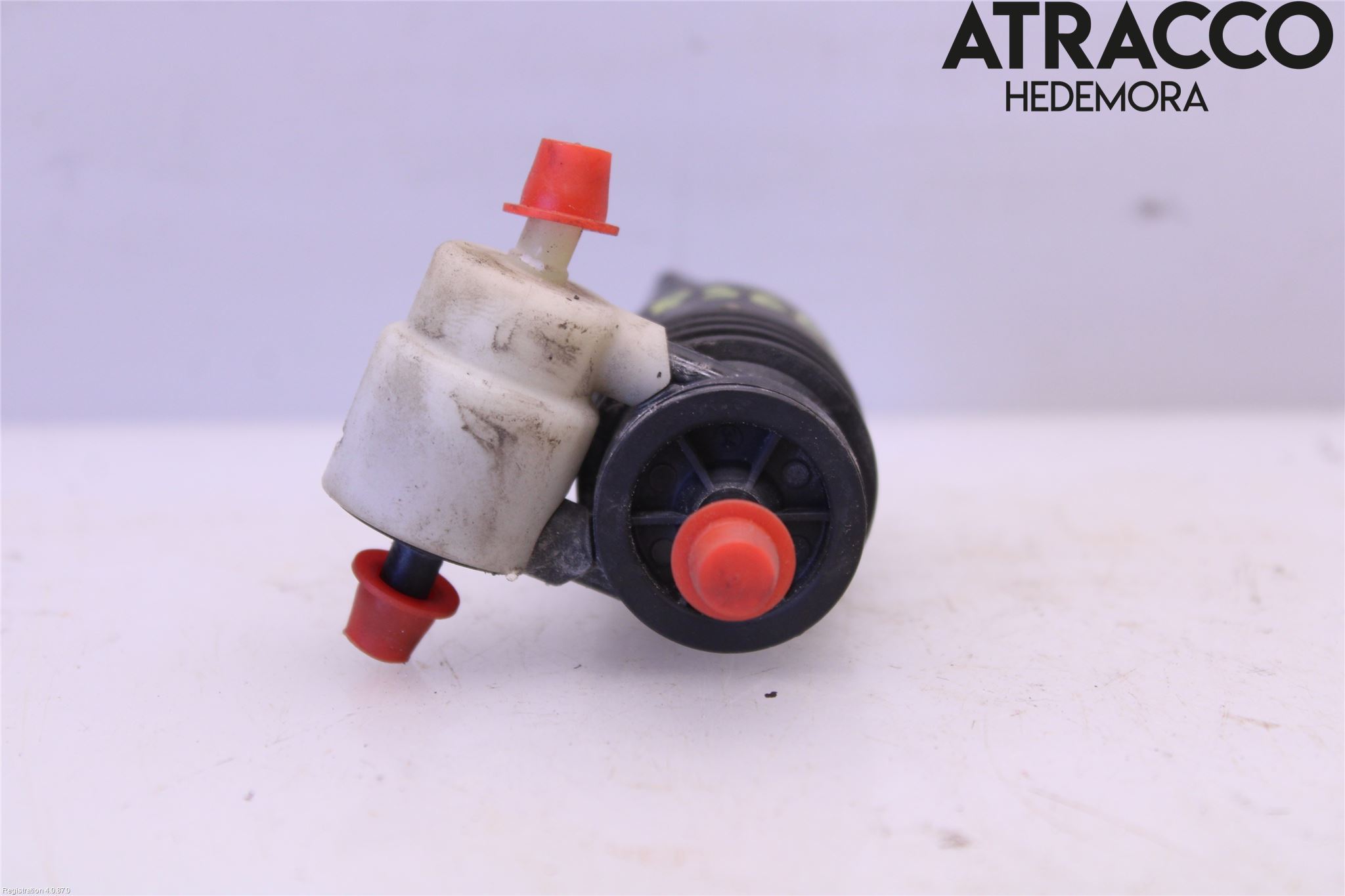 Mitsubishi OUTLANDER 07-12 Spylerpumpe Frontrute