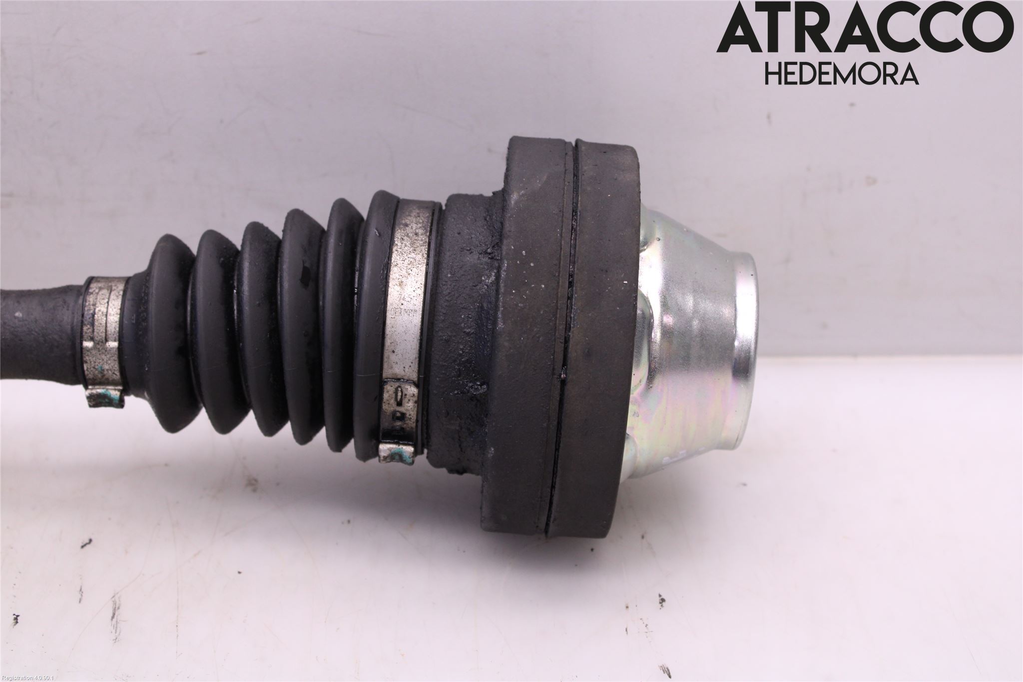 Volkswagen VW AMAROK 2H 10-22 Drivaksel Foran Kompl Venstre