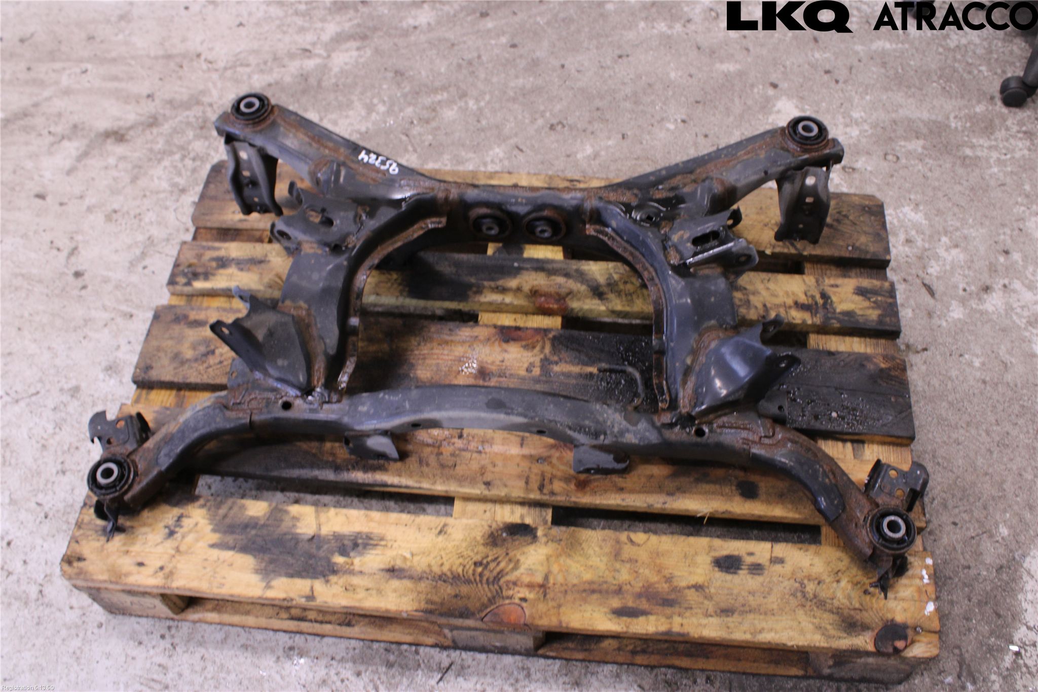 Subaru FORESTER SJ 13-18 Bakaksel Feste Travers-Ramme