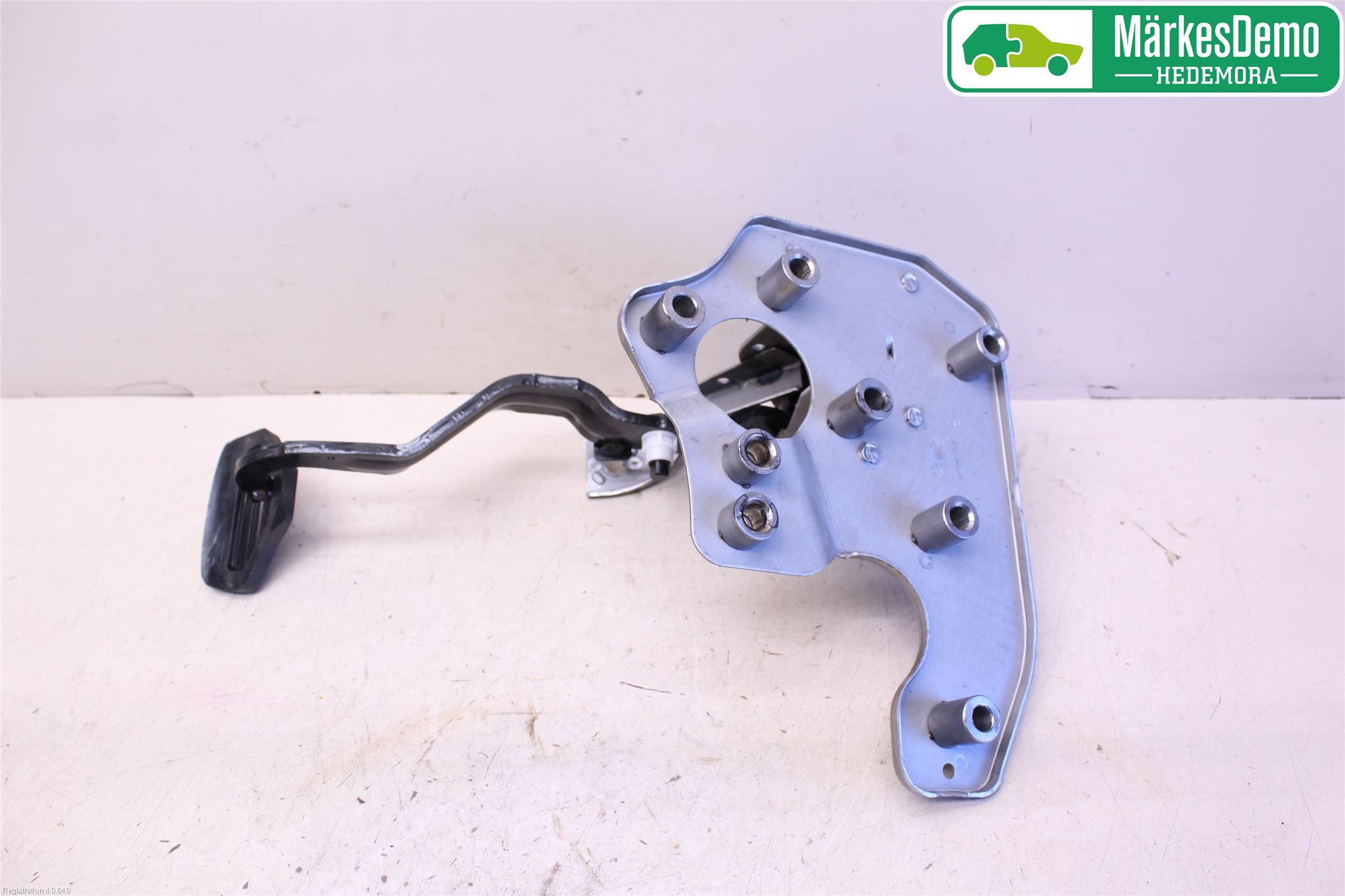 Ford TRANSIT SKÅP/BUSS 14-22 Bremsepedal