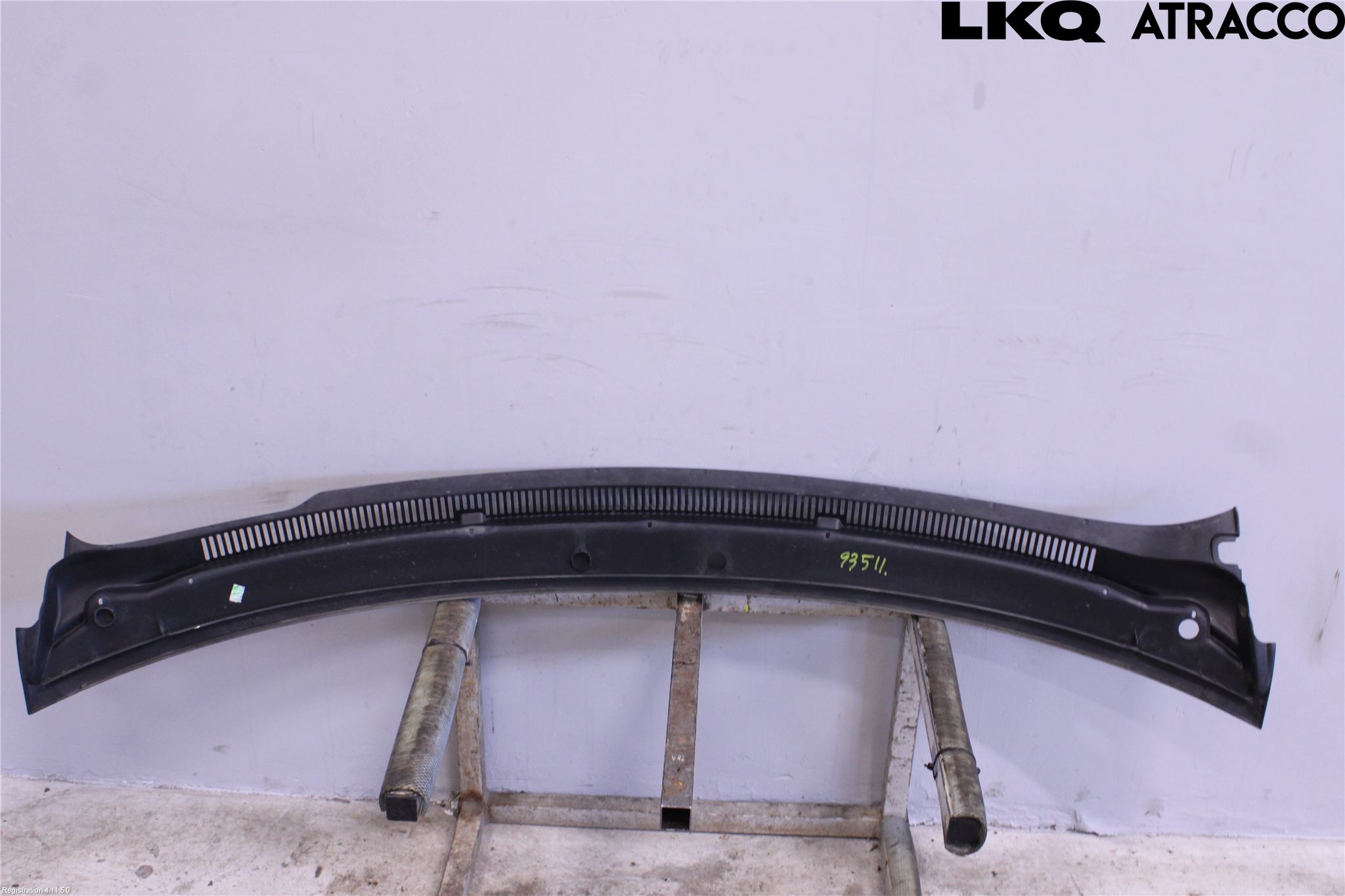 Volkswagen VW TRANSP/CARAVELLE (T5) 04-15 Visker Deksel-Grill-Under Frr