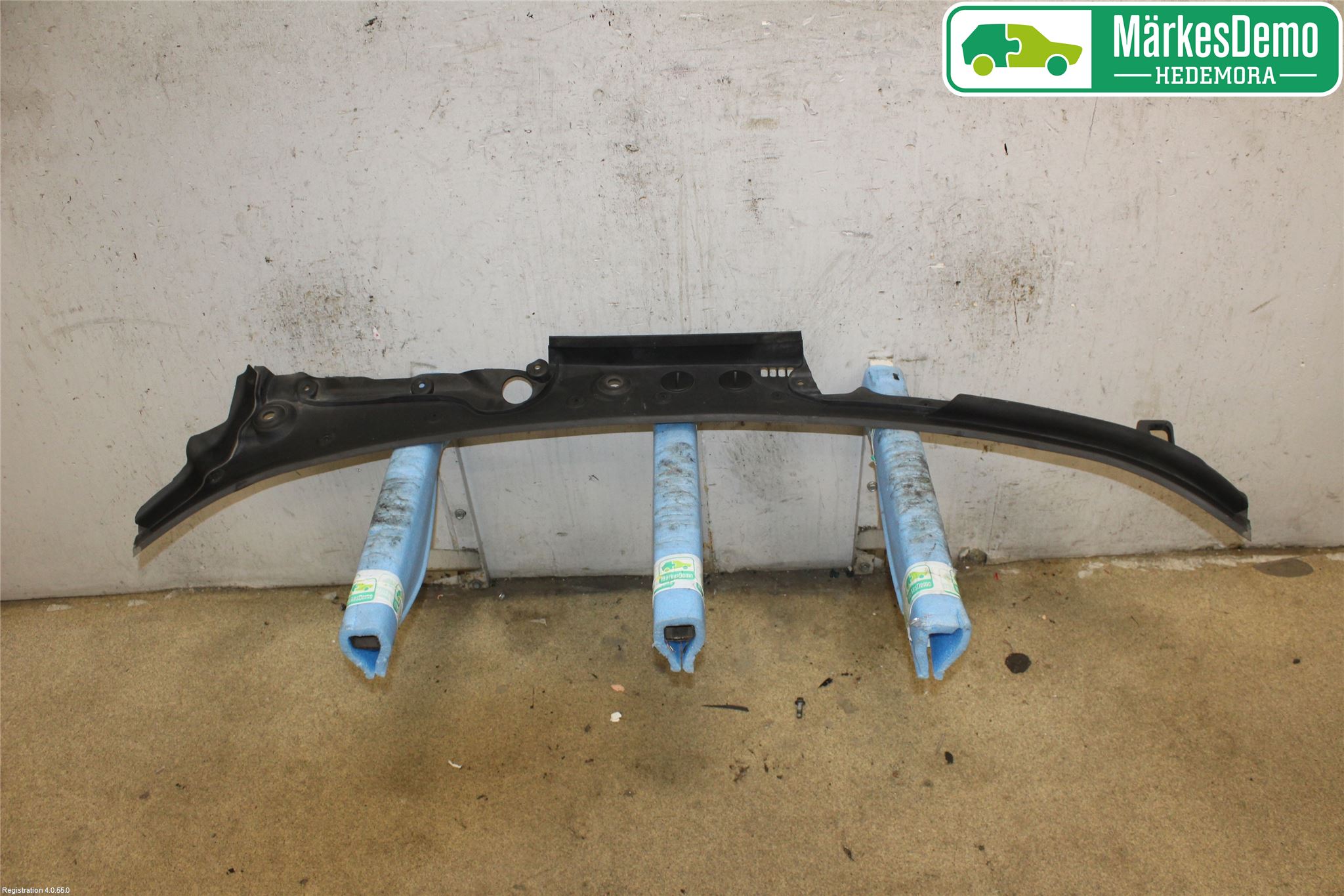 BMW 5 F10/F11/F18 09-17 Visker Deksel-Grill-Under Frr