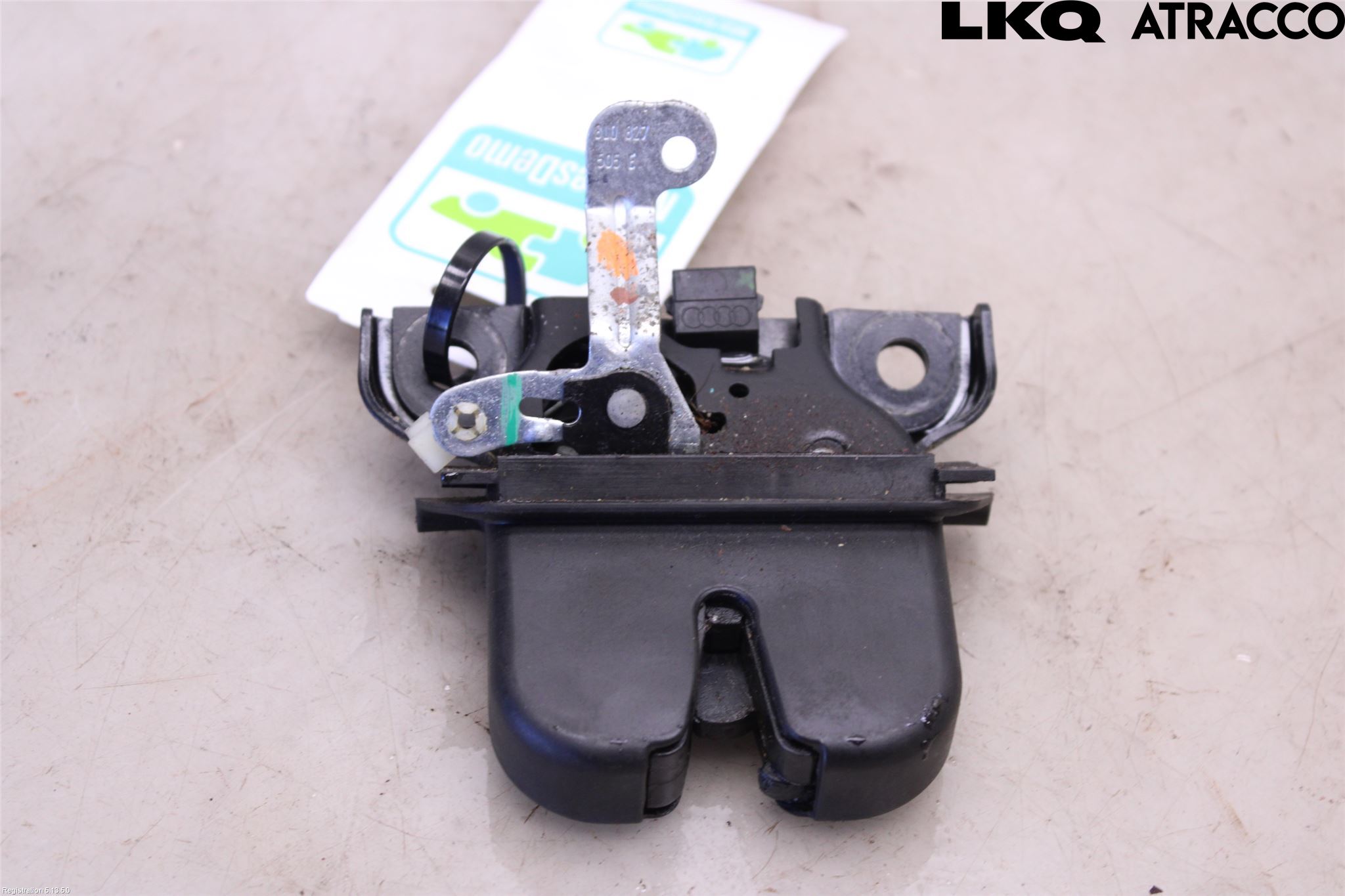 Audi A3/S3     96-03 Bakluke-Lokk Låsekasse
