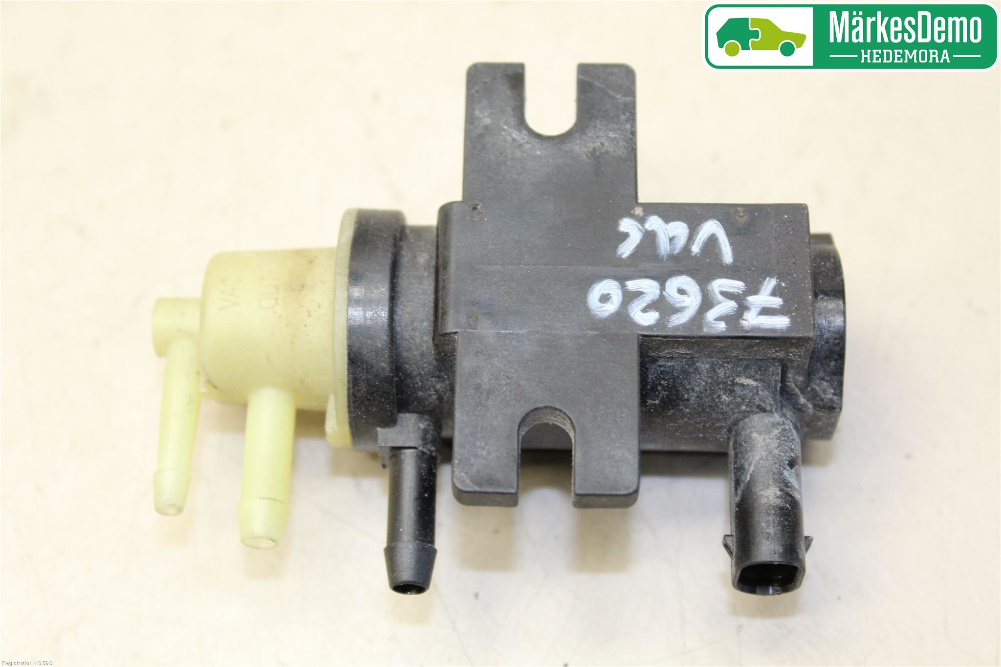 Mercedes-Benz MB E-KLASS (W212) 09-16 Vacuumventil