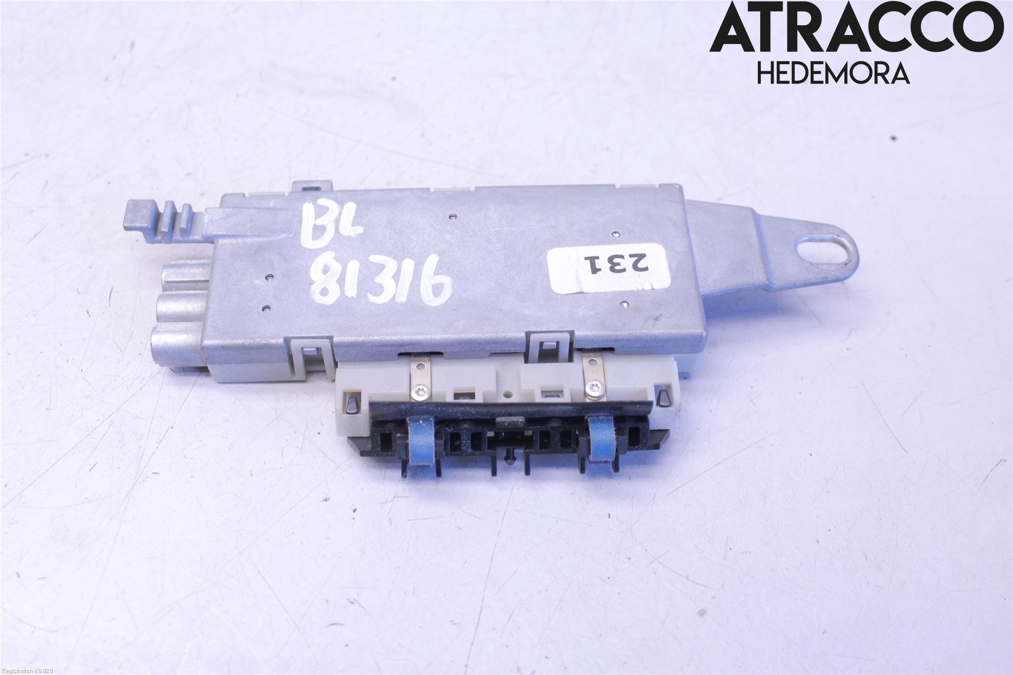 Mercedes-Benz MB E-KLASS (W211) 02-09 Stereo Antenneforsterker