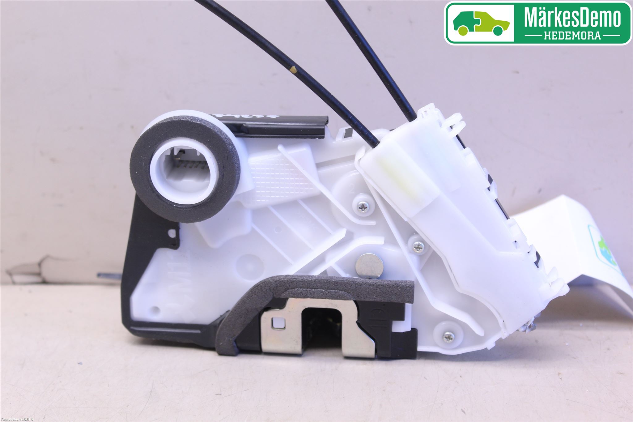 Toyota YARIS XP130 15-20 Dørlås - Låsekasse