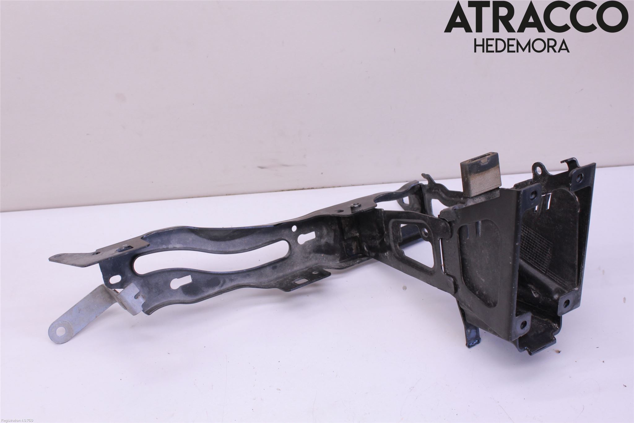 BMW 4 F32/F33/F82/F83 13-20 Støtfanger Foran Feste