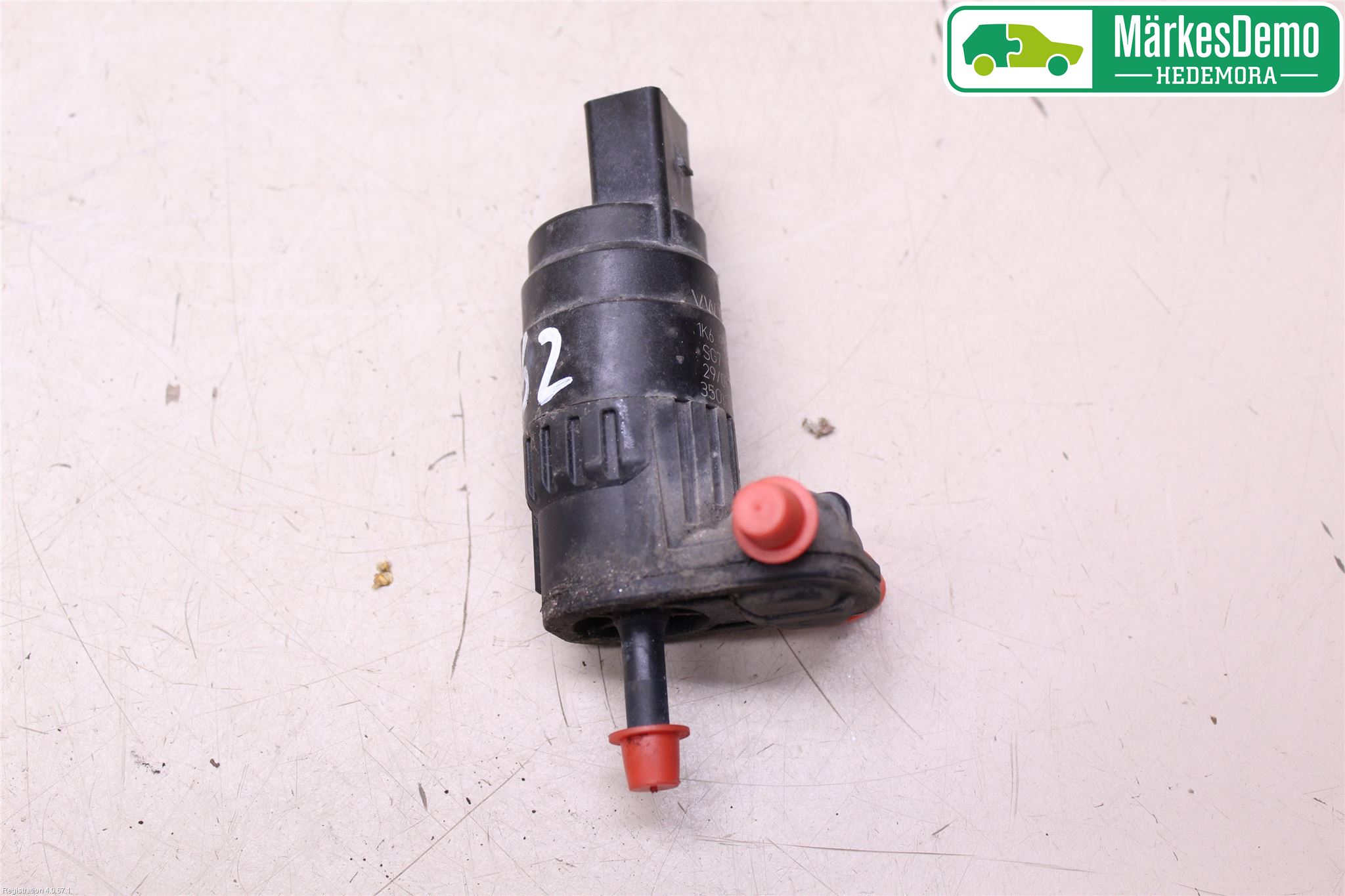 Volkswagen VW GOLF VI 09-13 Spylerpumpe Frontrute