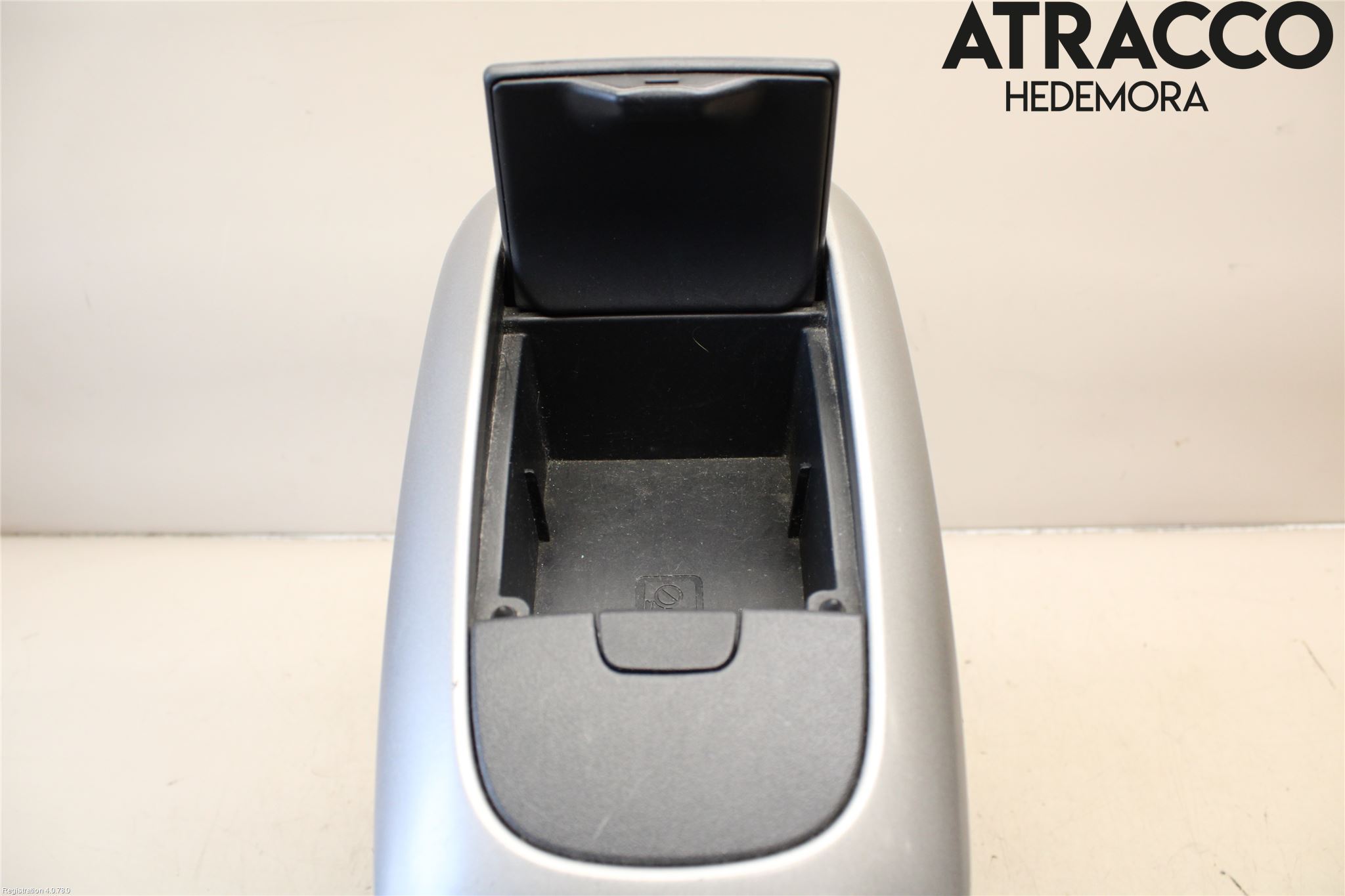 Toyota AURIS 07-09 Innr Armlene