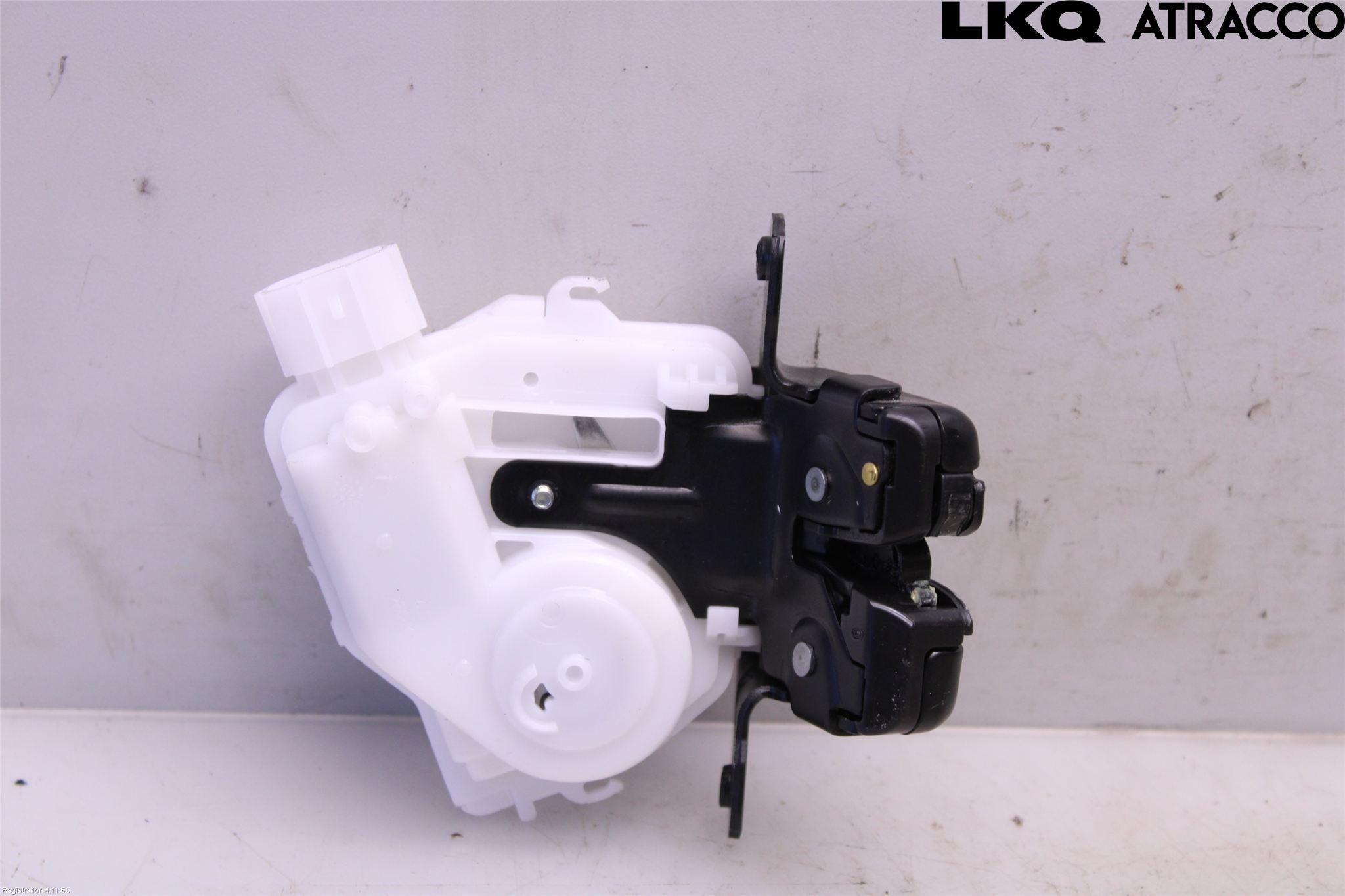 Toyota YARIS XP21 20- Bakluke-Lokk Låsekasse