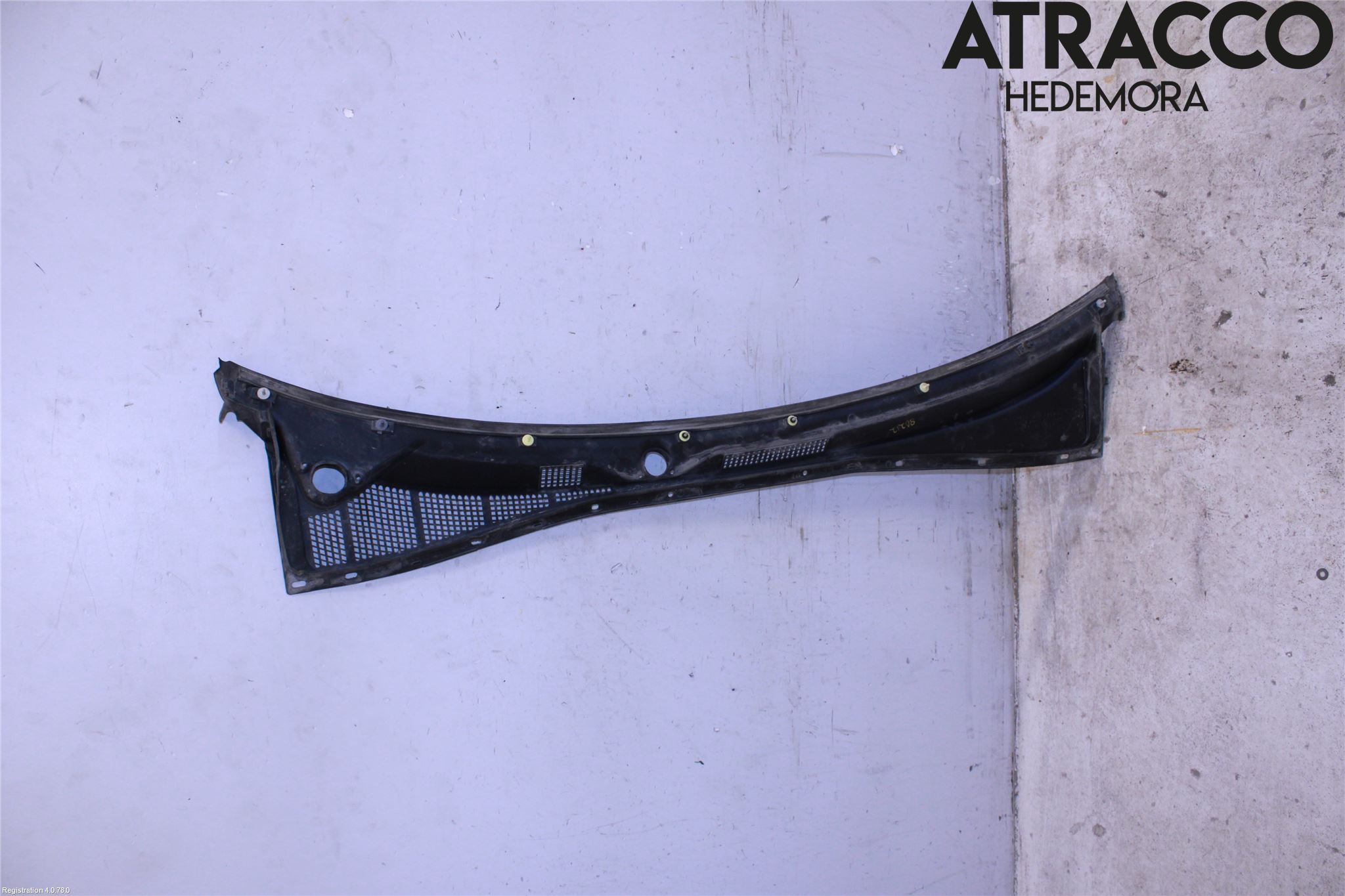 Subaru IMPREZA II  06-07 Visker Deksel-Grill-Under Frr