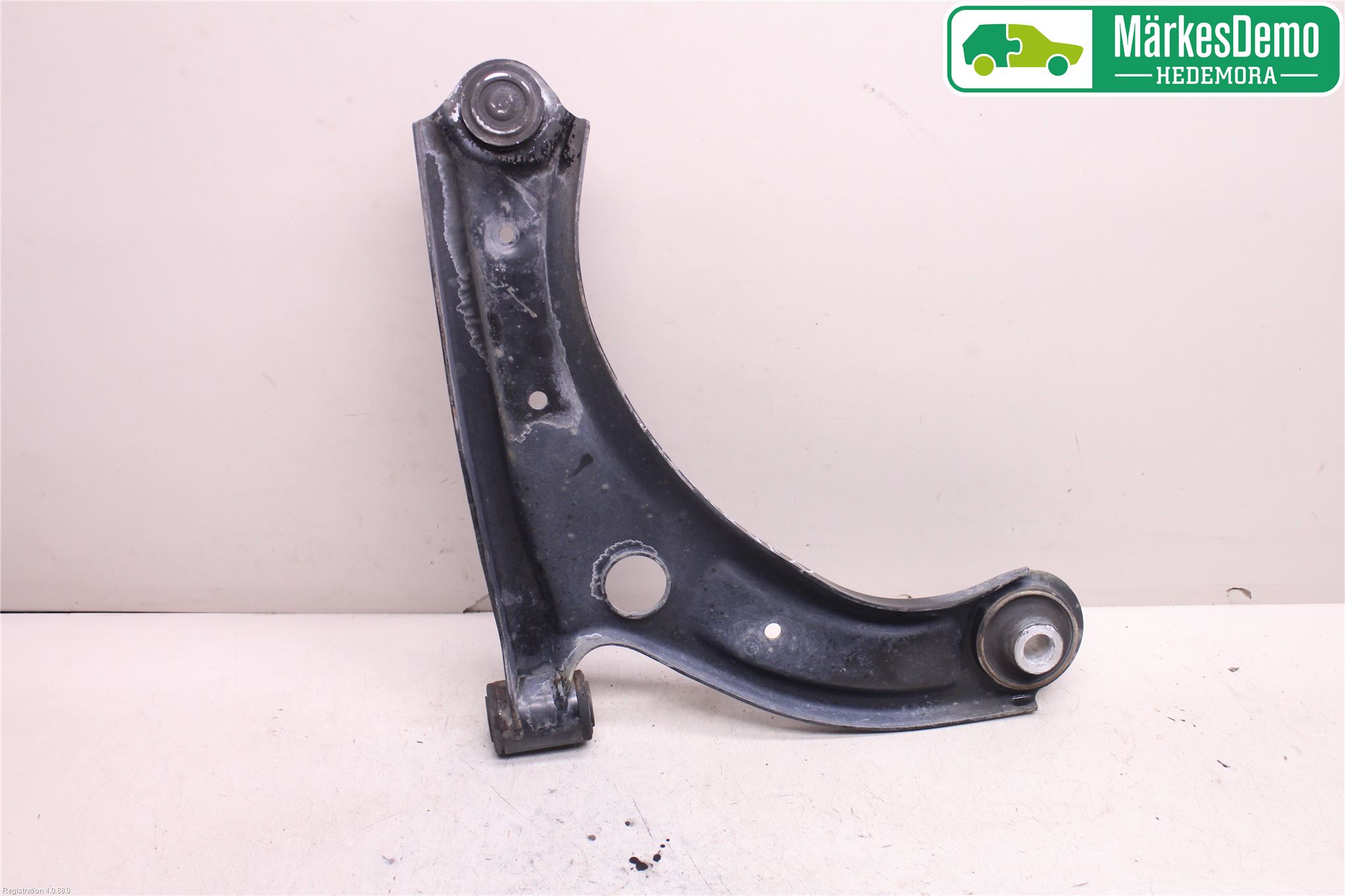 Suzuki SWIFT 17-24 Bærearm Foran Venstre Nedre