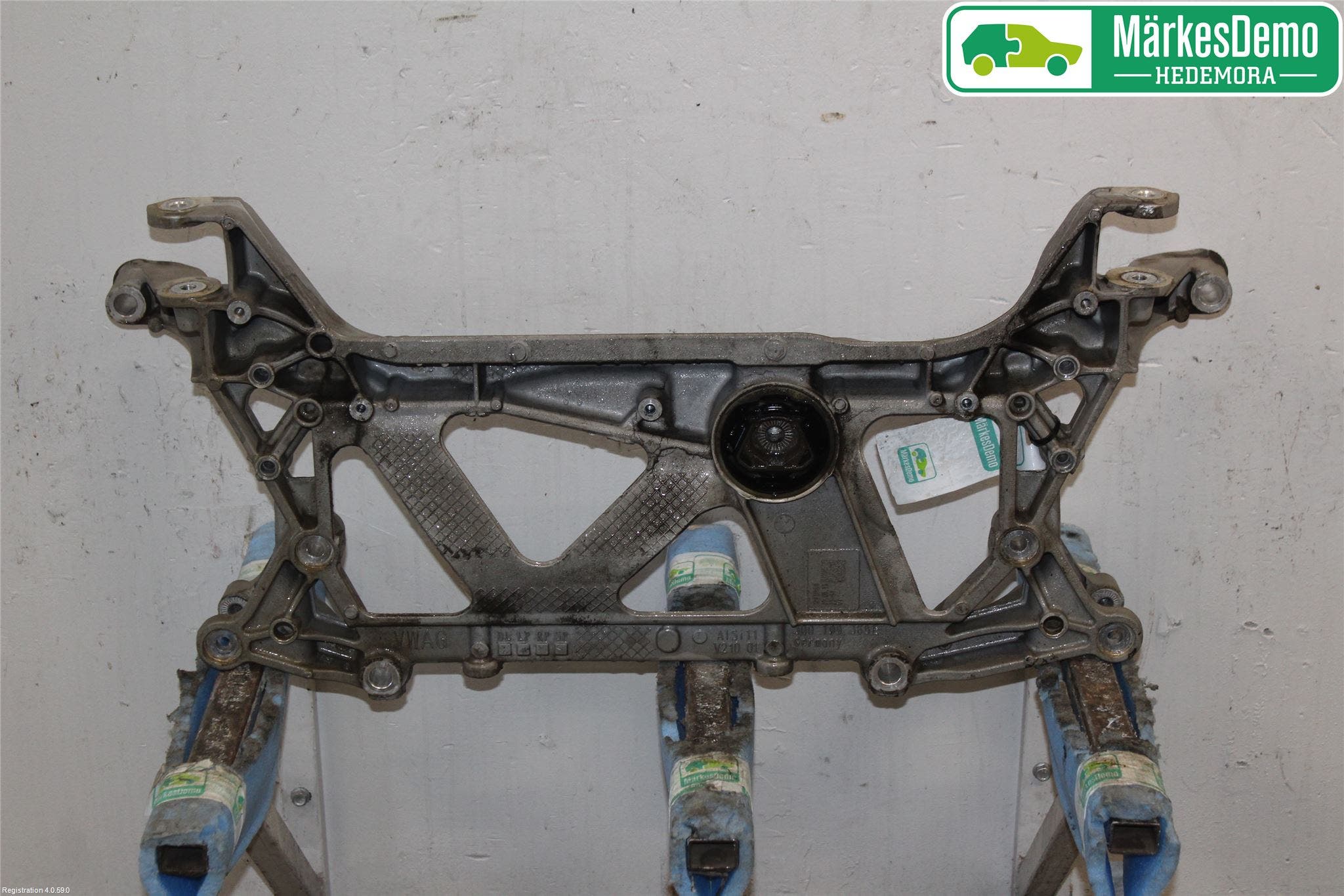 Volkswagen VW PASSAT 15-19 Forstillingsbjelke(Tvergående)
