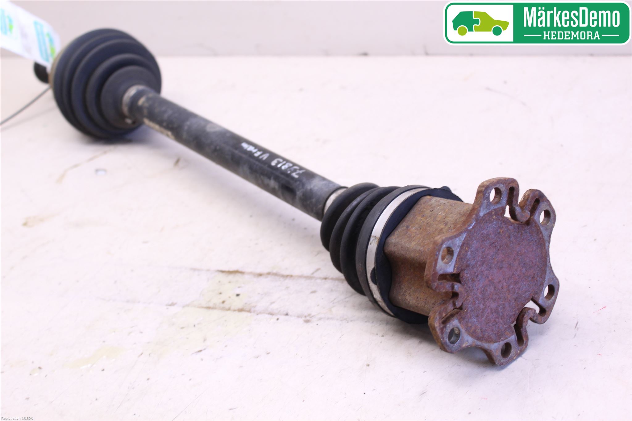 Audi A6/S6     05-11 Drivaksel Foran Kompl Venstre