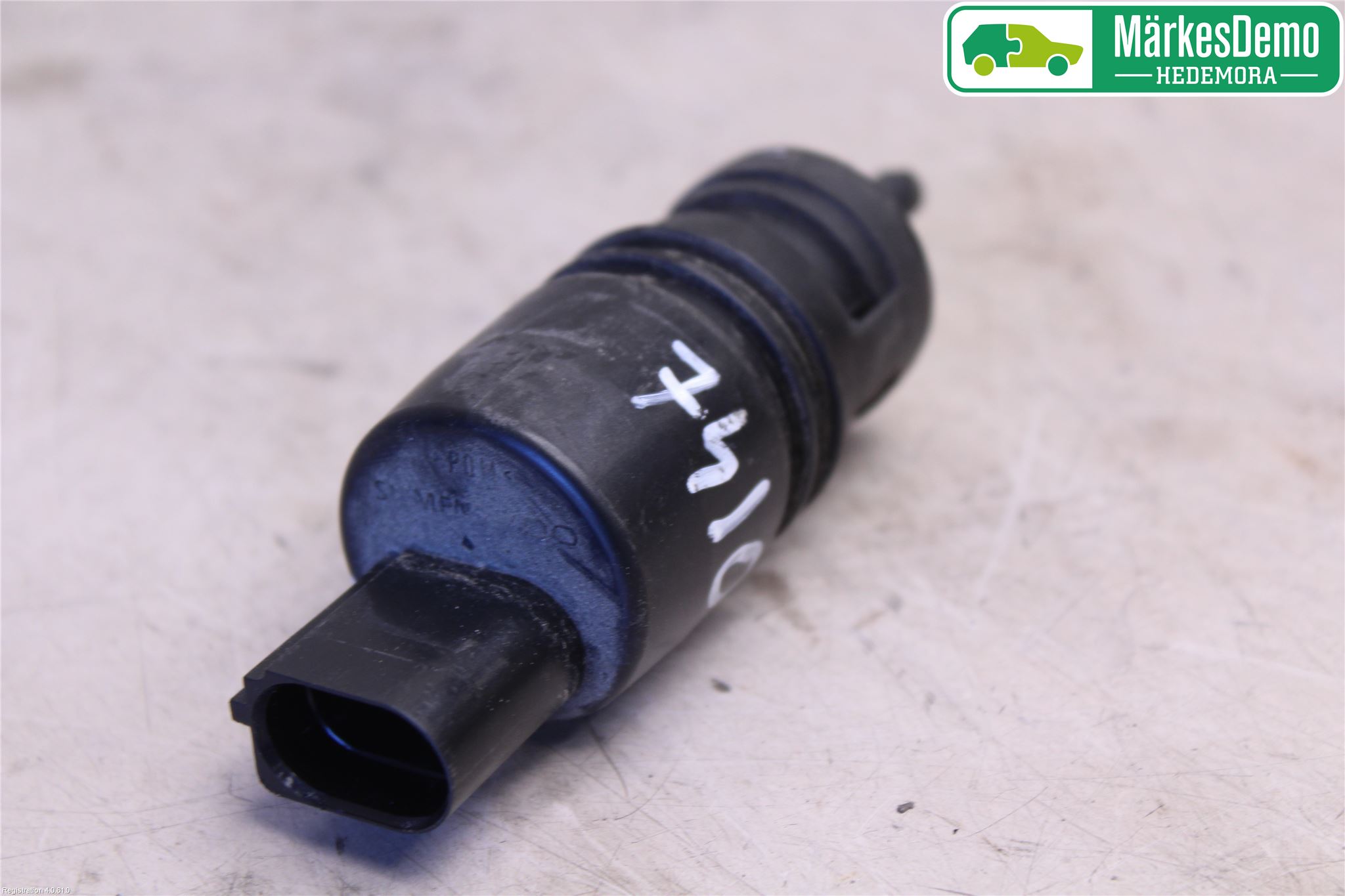 BMW X6 E71/E72   08-14 Spylerpumpe Frontrute