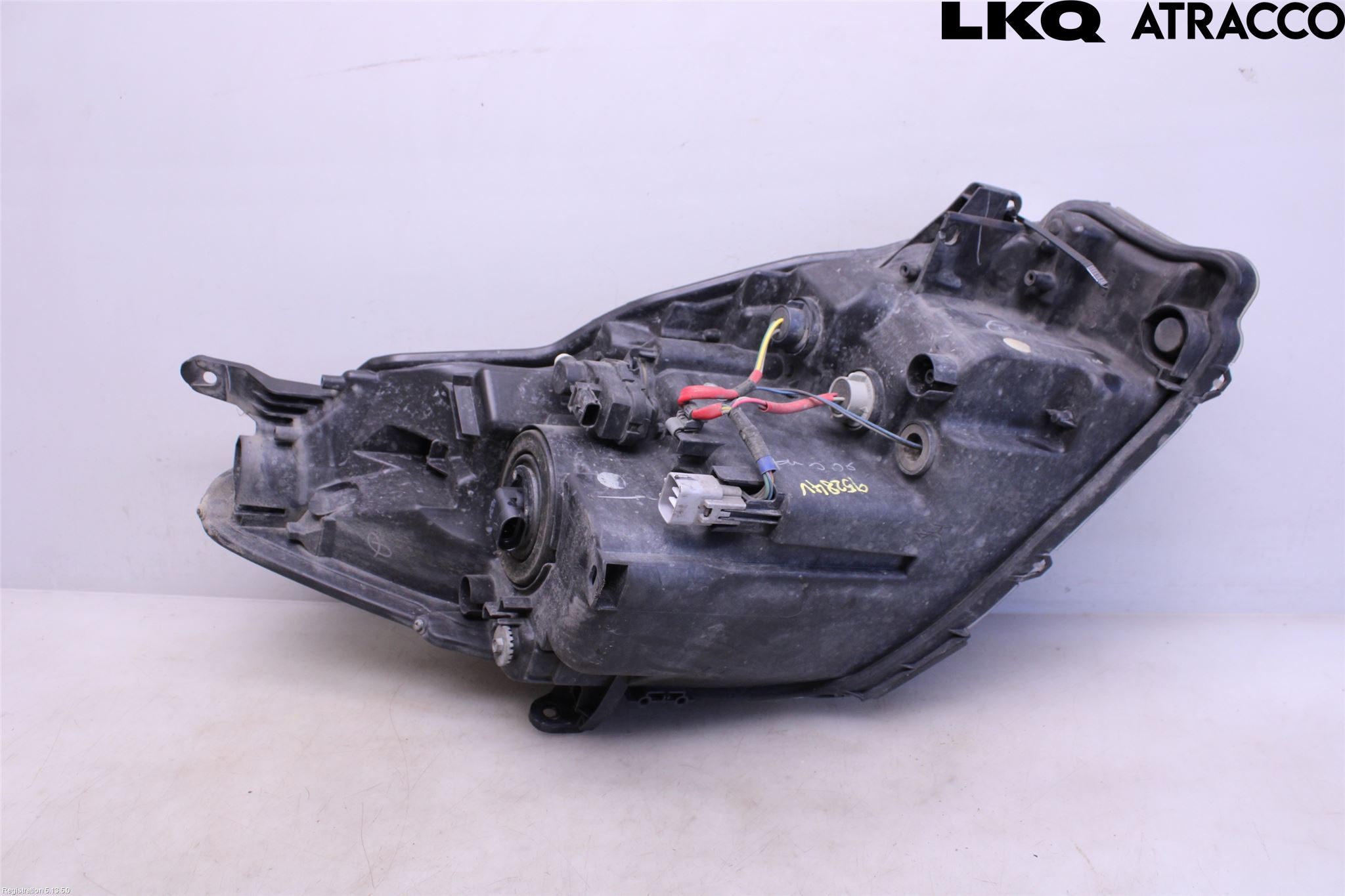 Toyota YARIS XP130 15-20 Frontlykt Venstre
