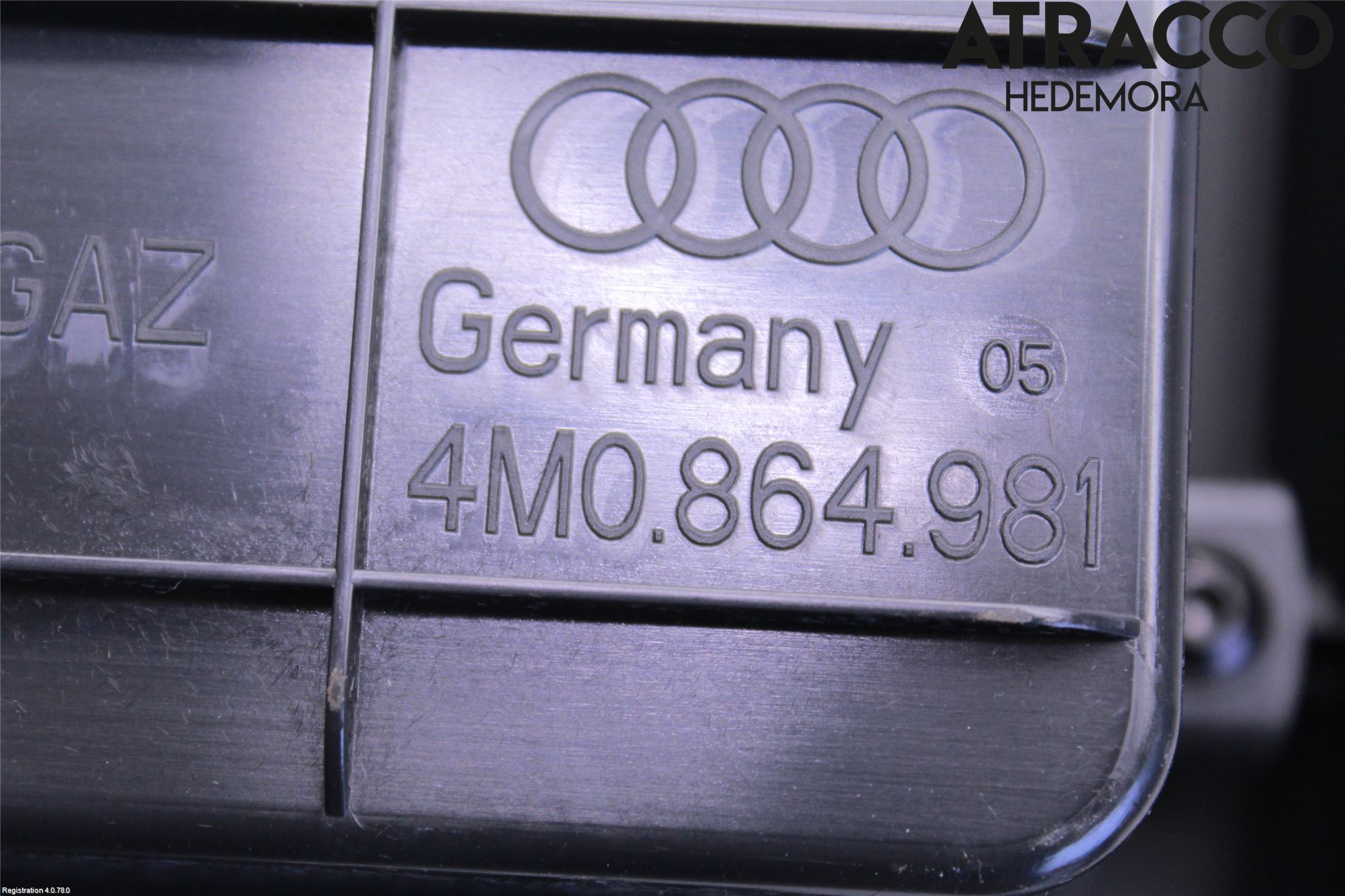 Audi Q7/SQ7 Innr Konsoll-Lomme