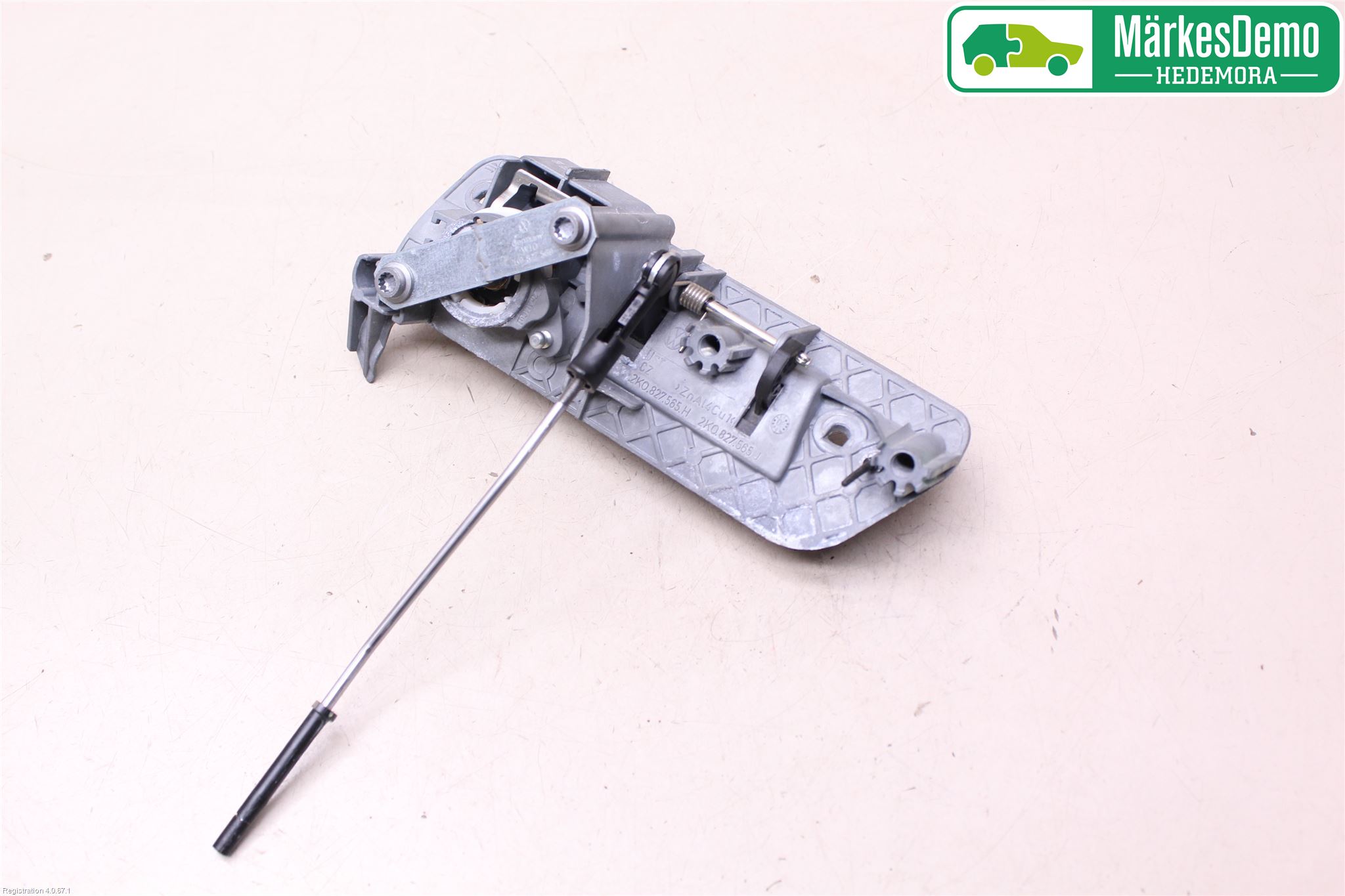 Volkswagen VW CADDY      04-10 Bakluke Handtak Ytre