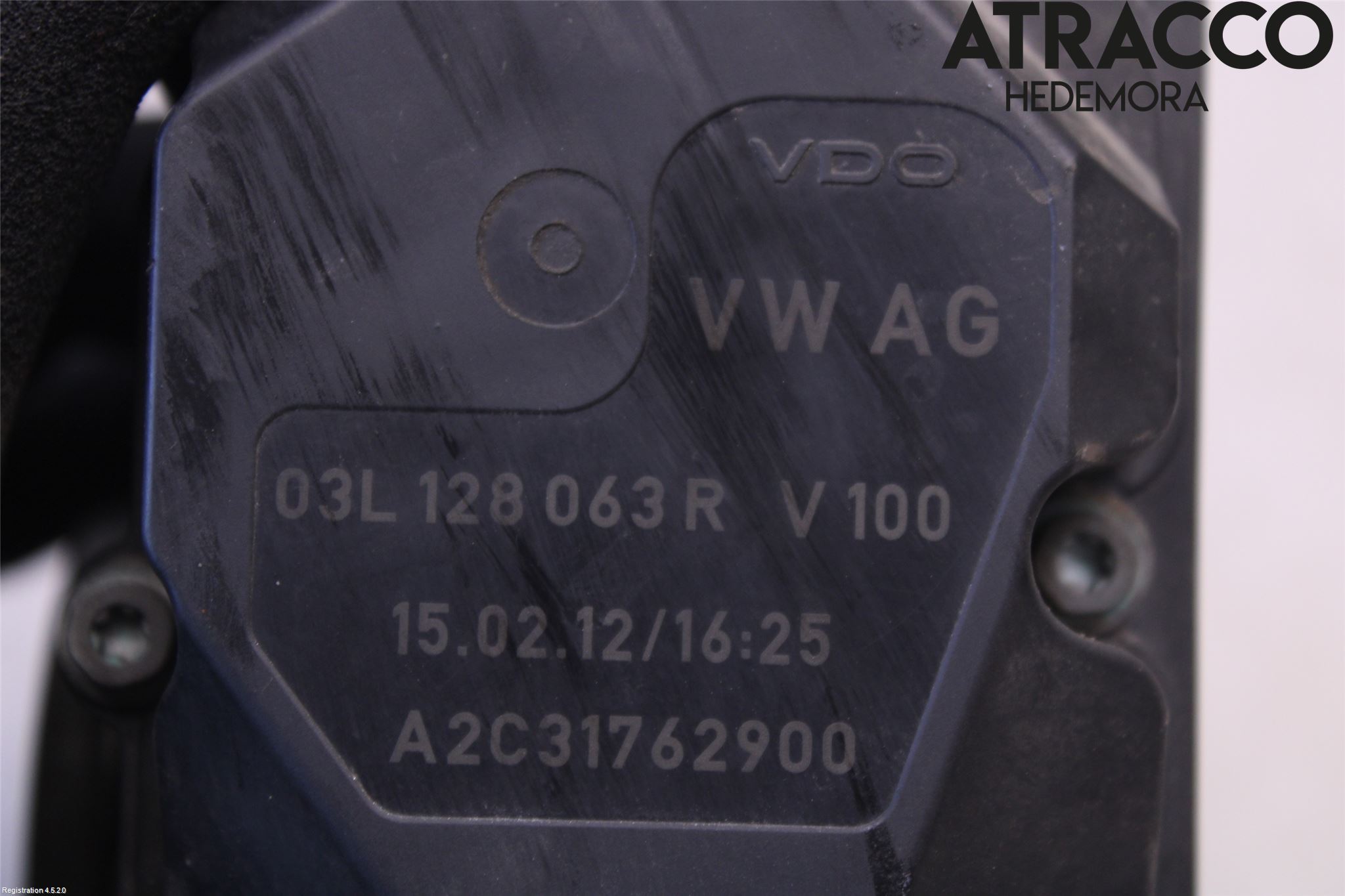 Audi A4 12-15 Inns Spjeldhus
