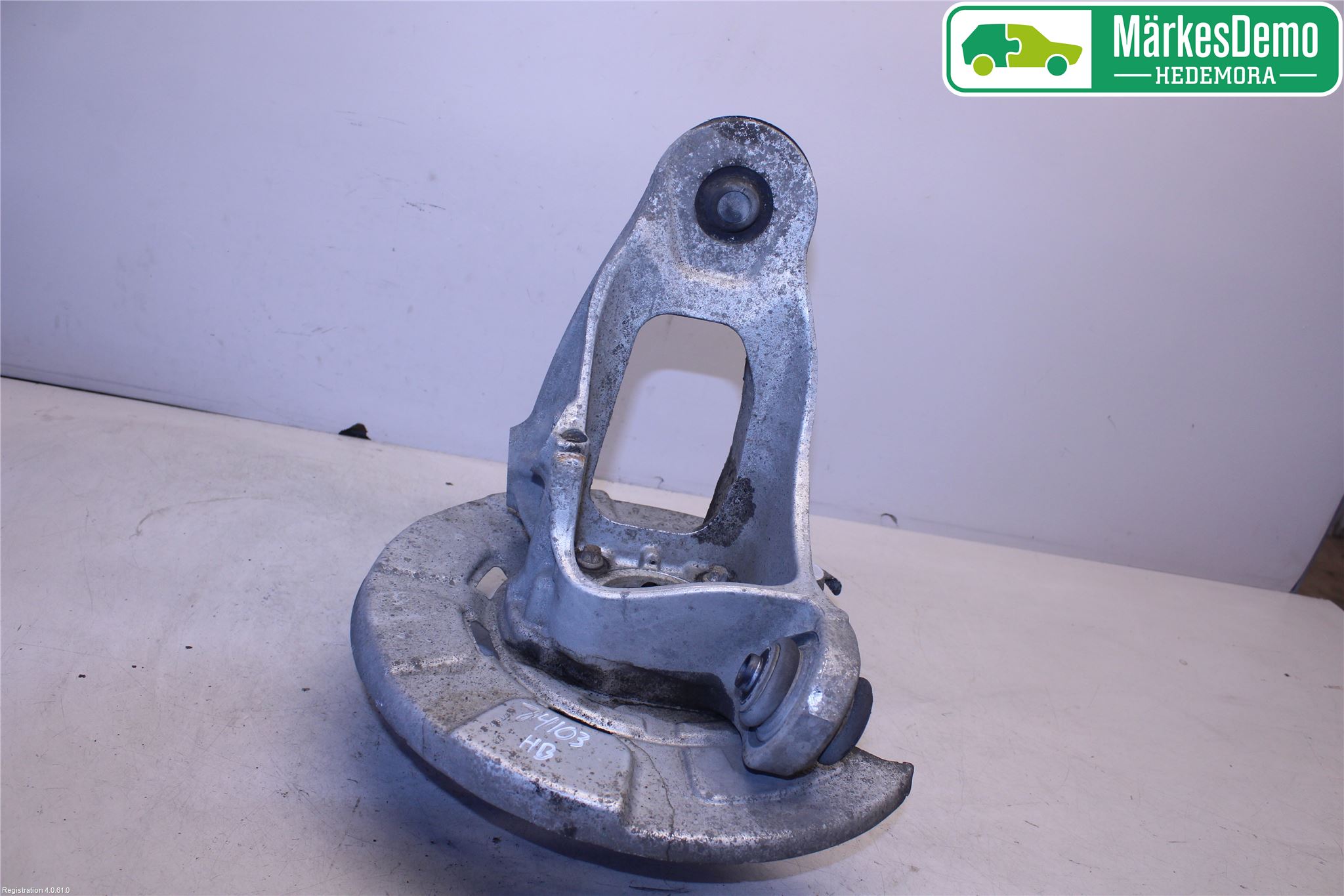 BMW X6 E71/E72   08-14 Spindel Hb