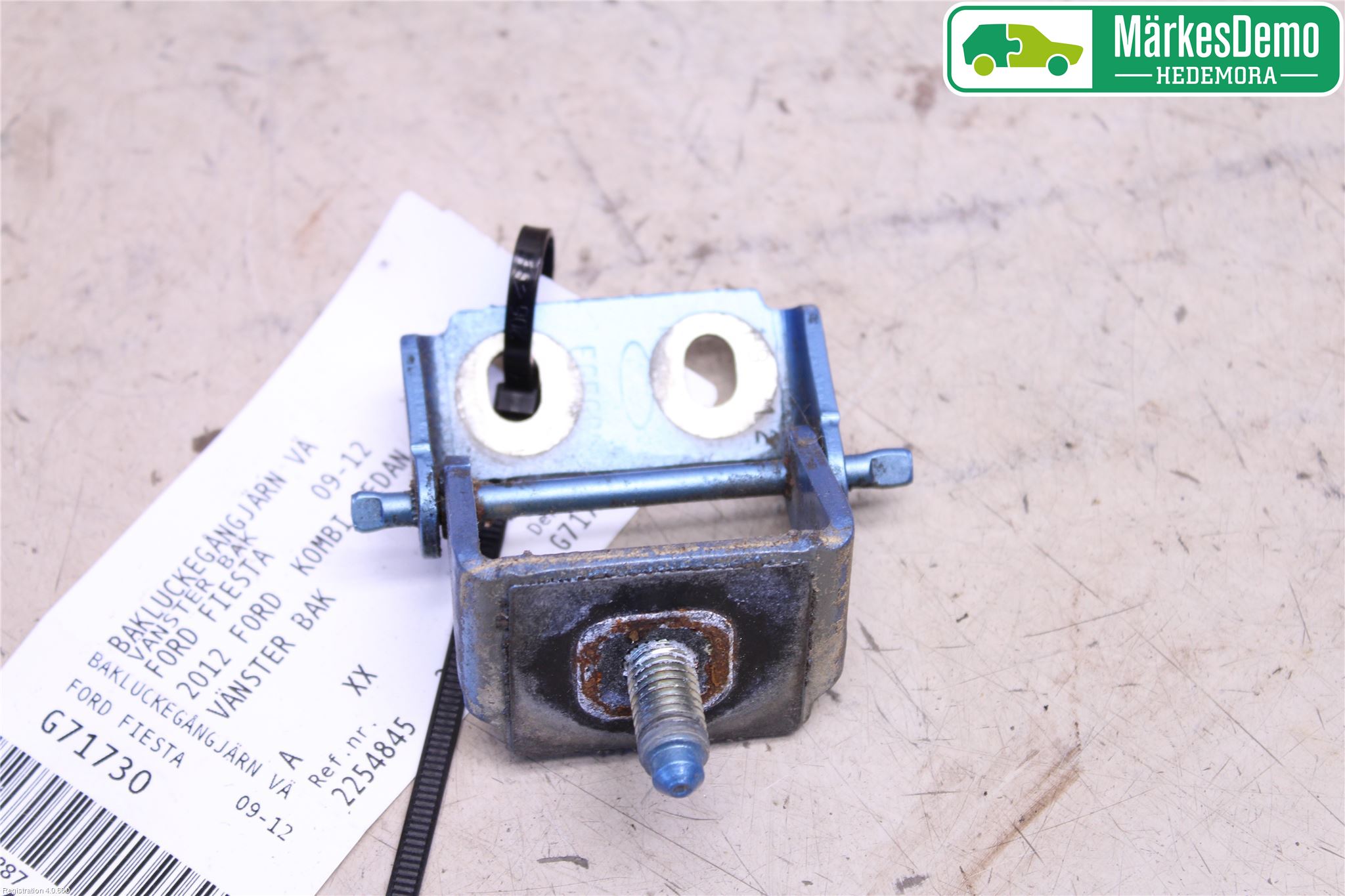 Ford FIESTA 09-12 Bakluke Hengsel Venstre